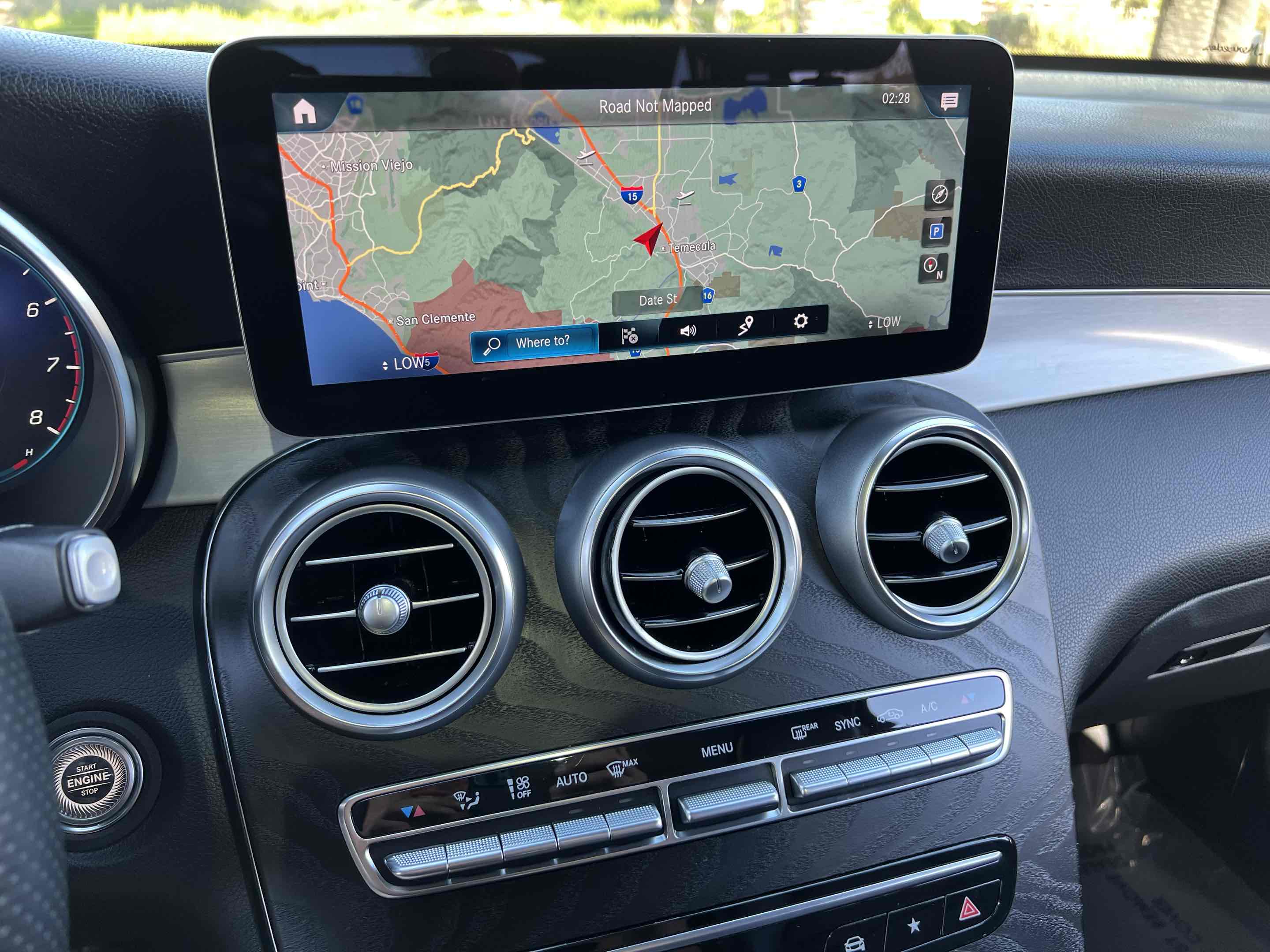 2020 Mercedes Benz GLC 300 photo 4