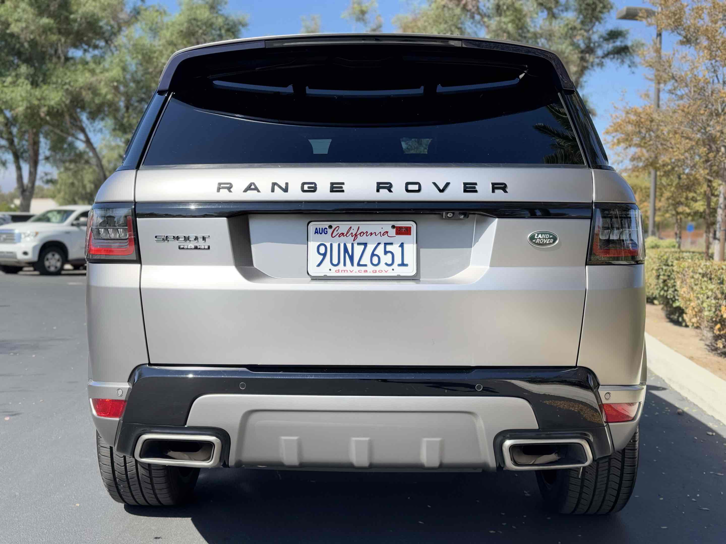 2022 Land Rover Range Rover Sport HSE Dynamic photo 3