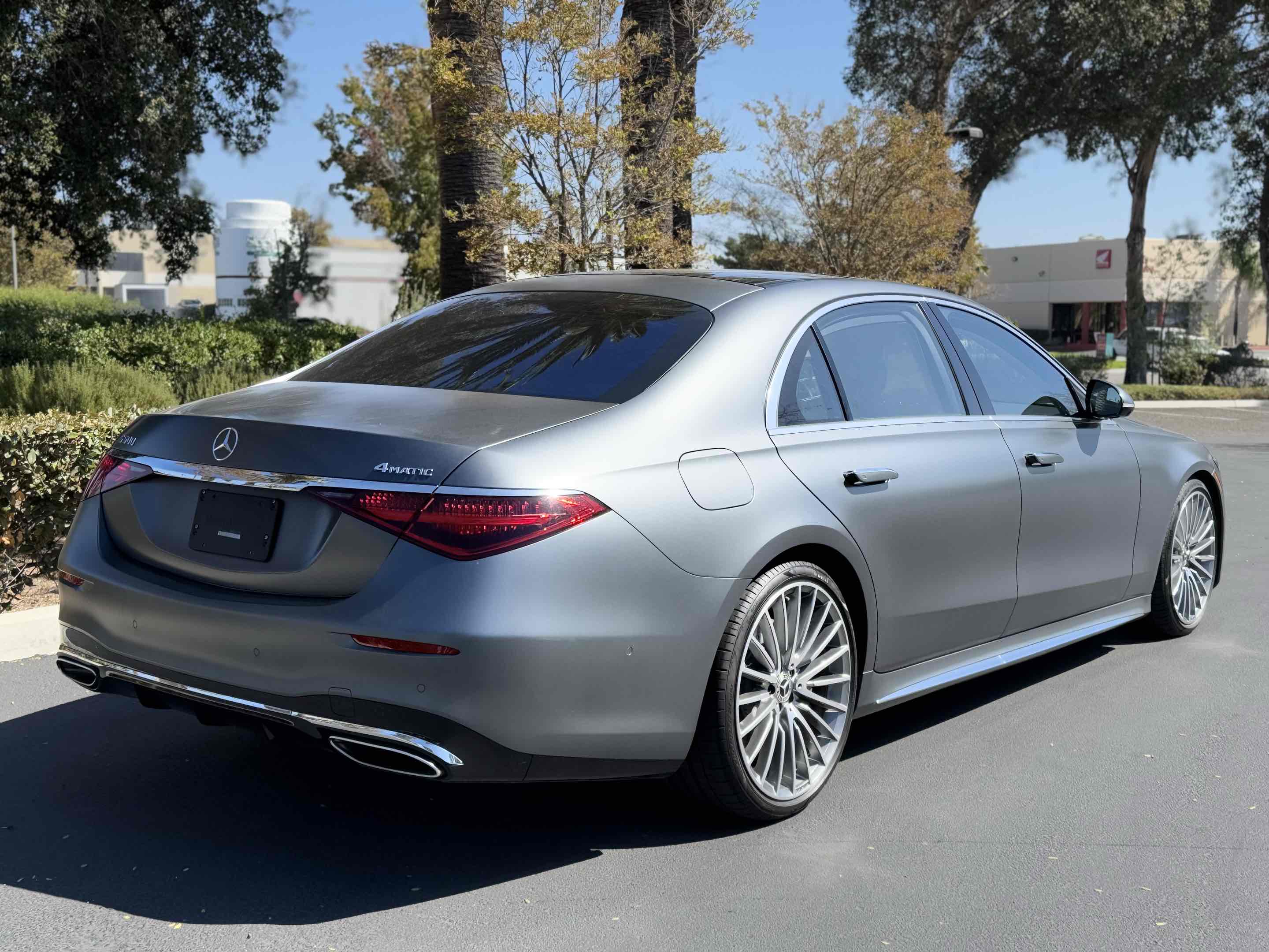 2022 Mercedes Benz S 500 4MATIC photo 2