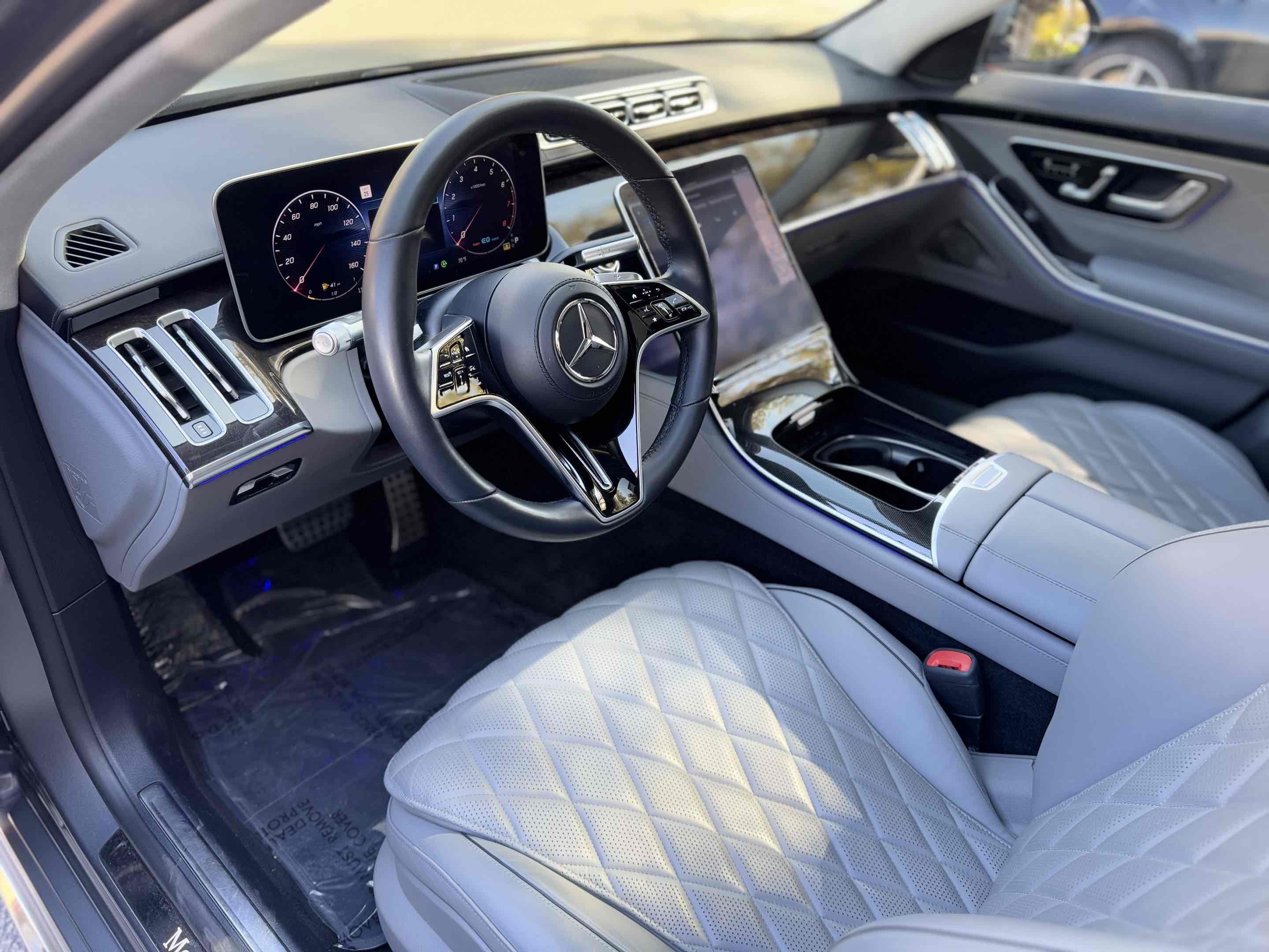 2022 Mercedes Benz S 500 4MATIC photo 3