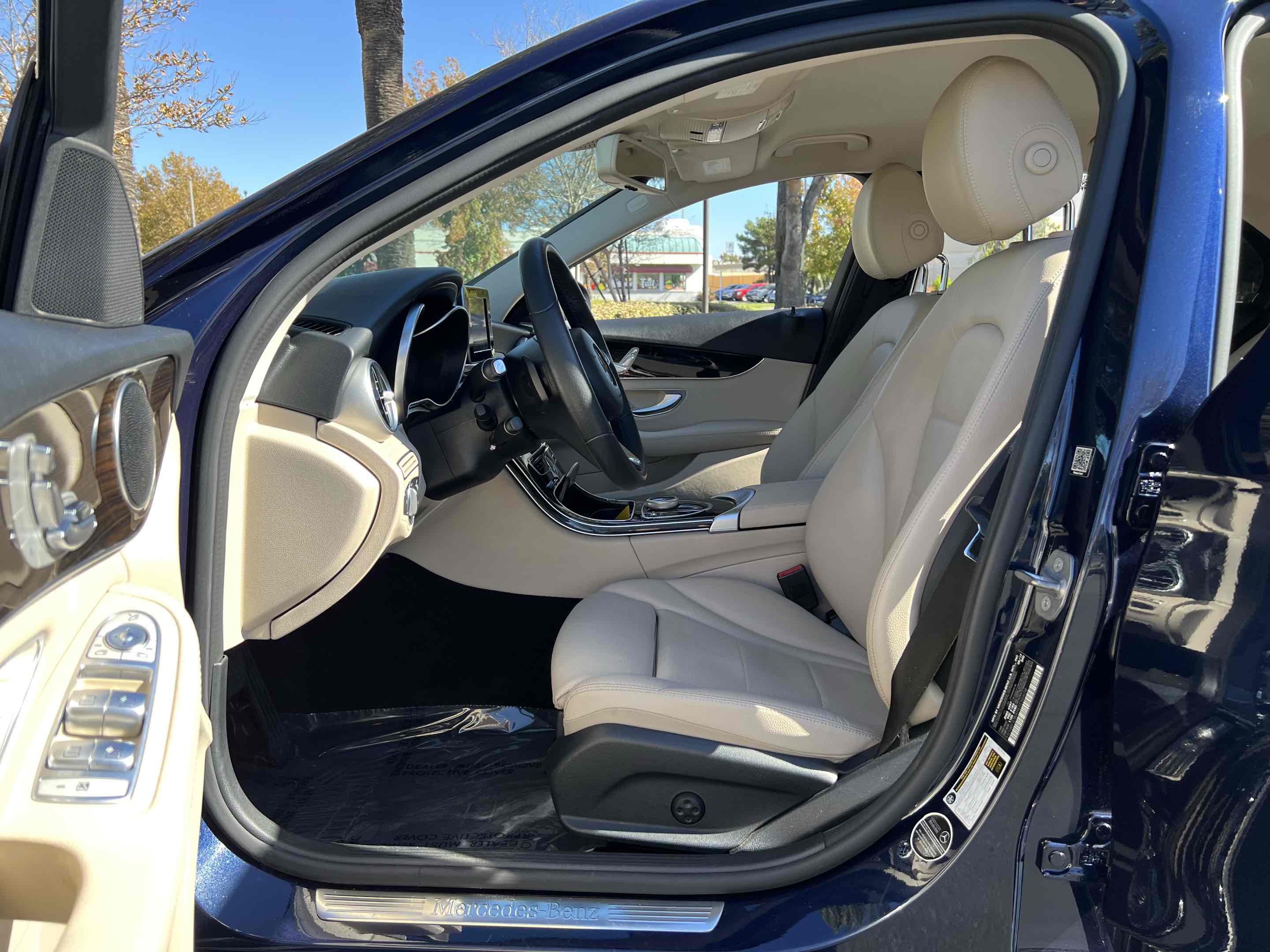 2017 Mercedes Benz C 300 Sedan Sport photo 4