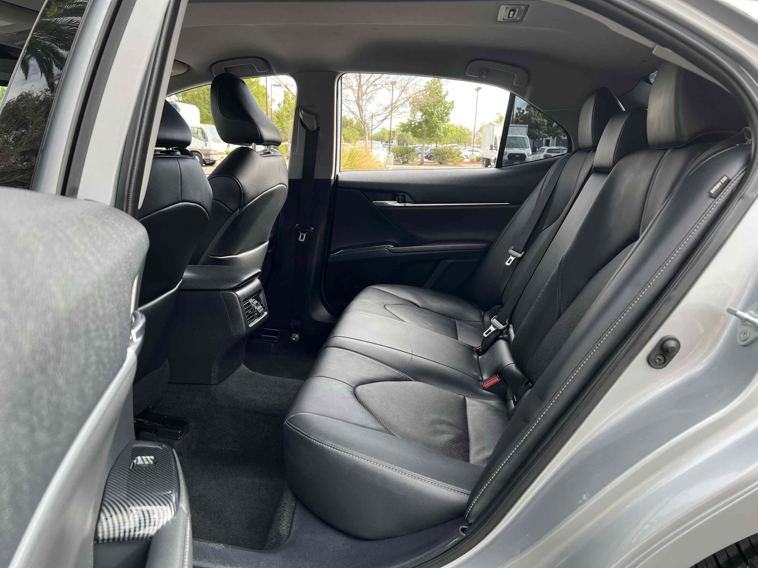 2022 Toyota Camry XSE photo 4