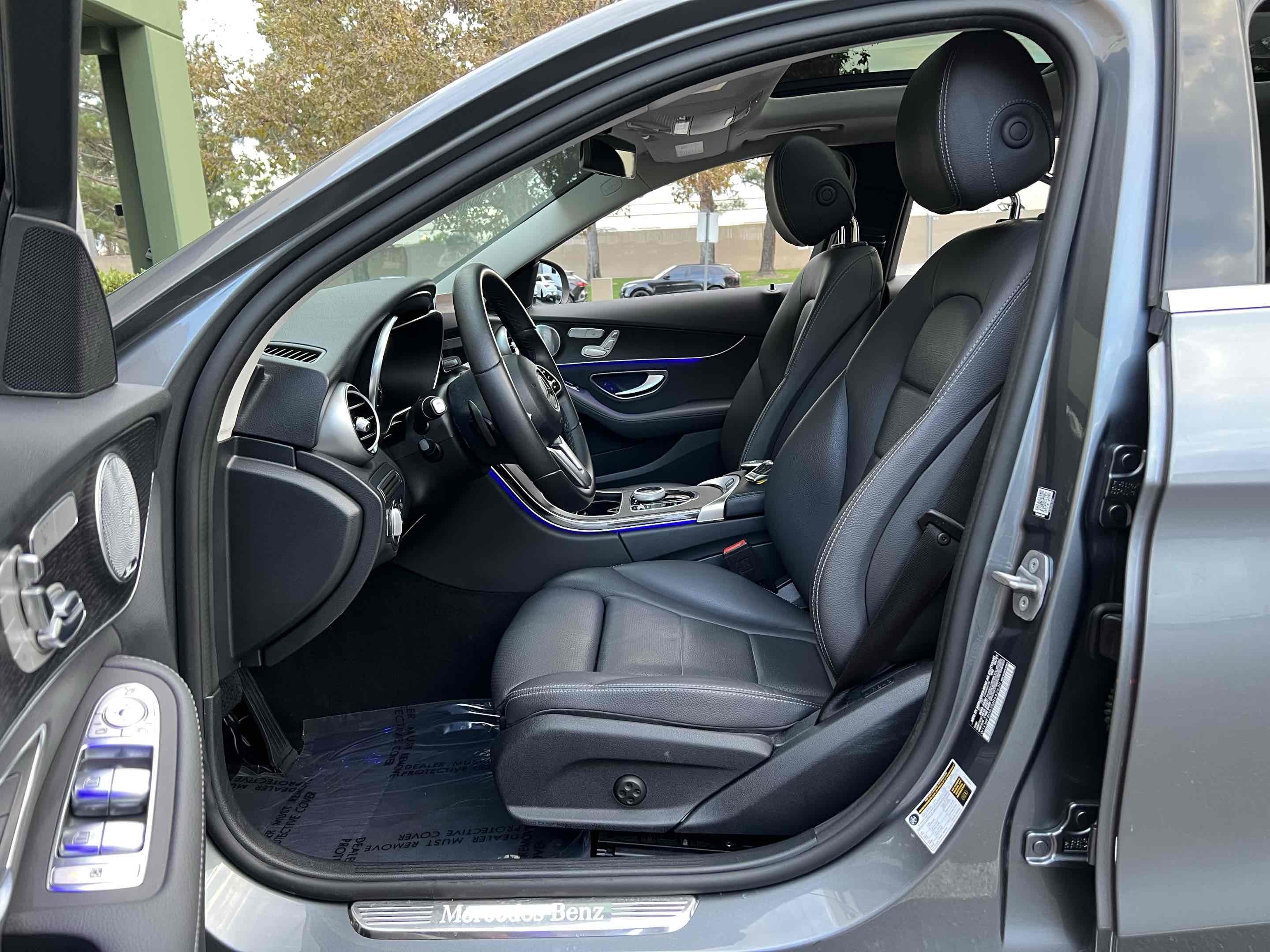 2021 Mercedes Benz C 300 photo 4