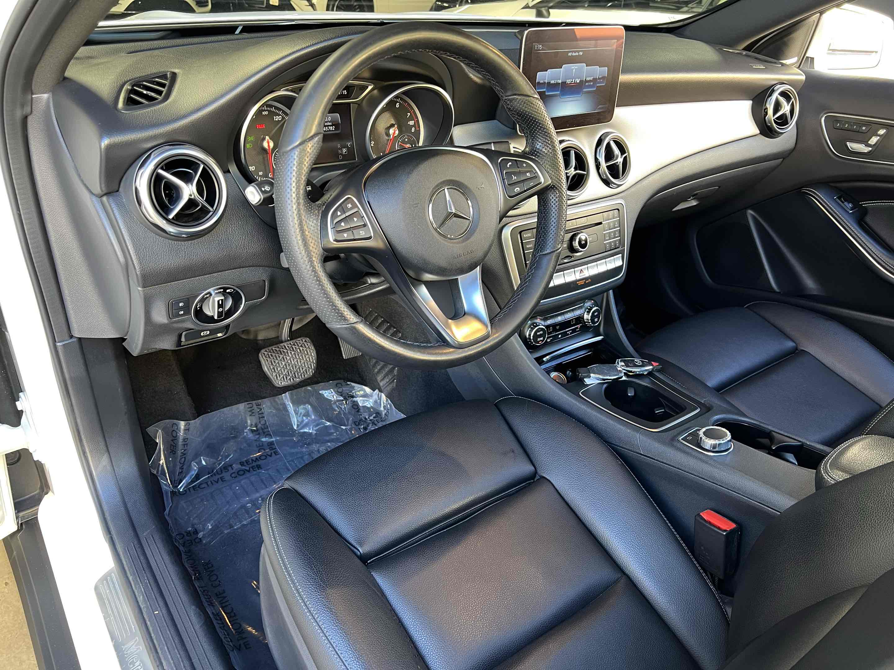 2019 Mercedes Benz GLA 250 4MATIC photo 2