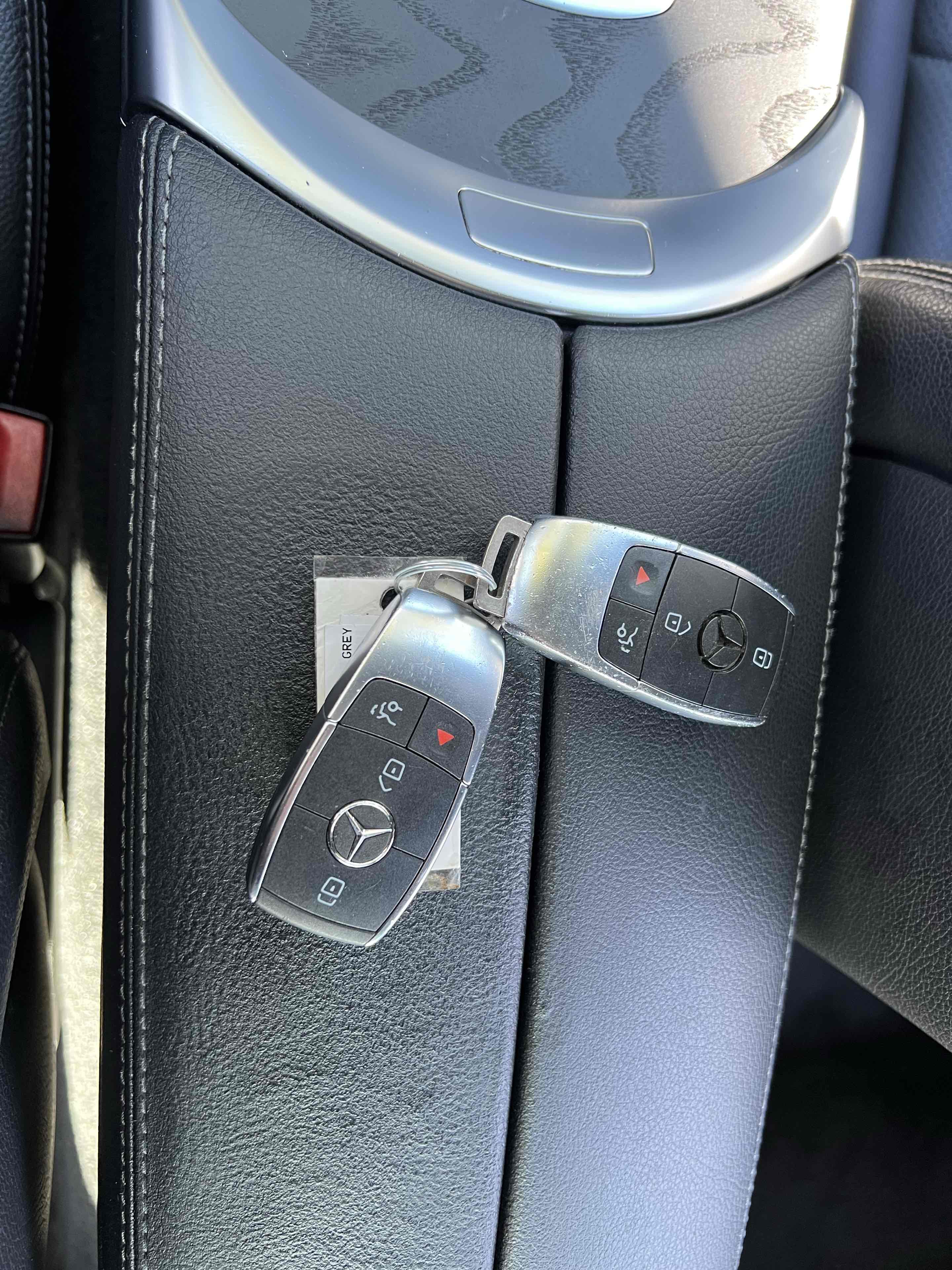 2021 Mercedes Benz C 300 photo 4