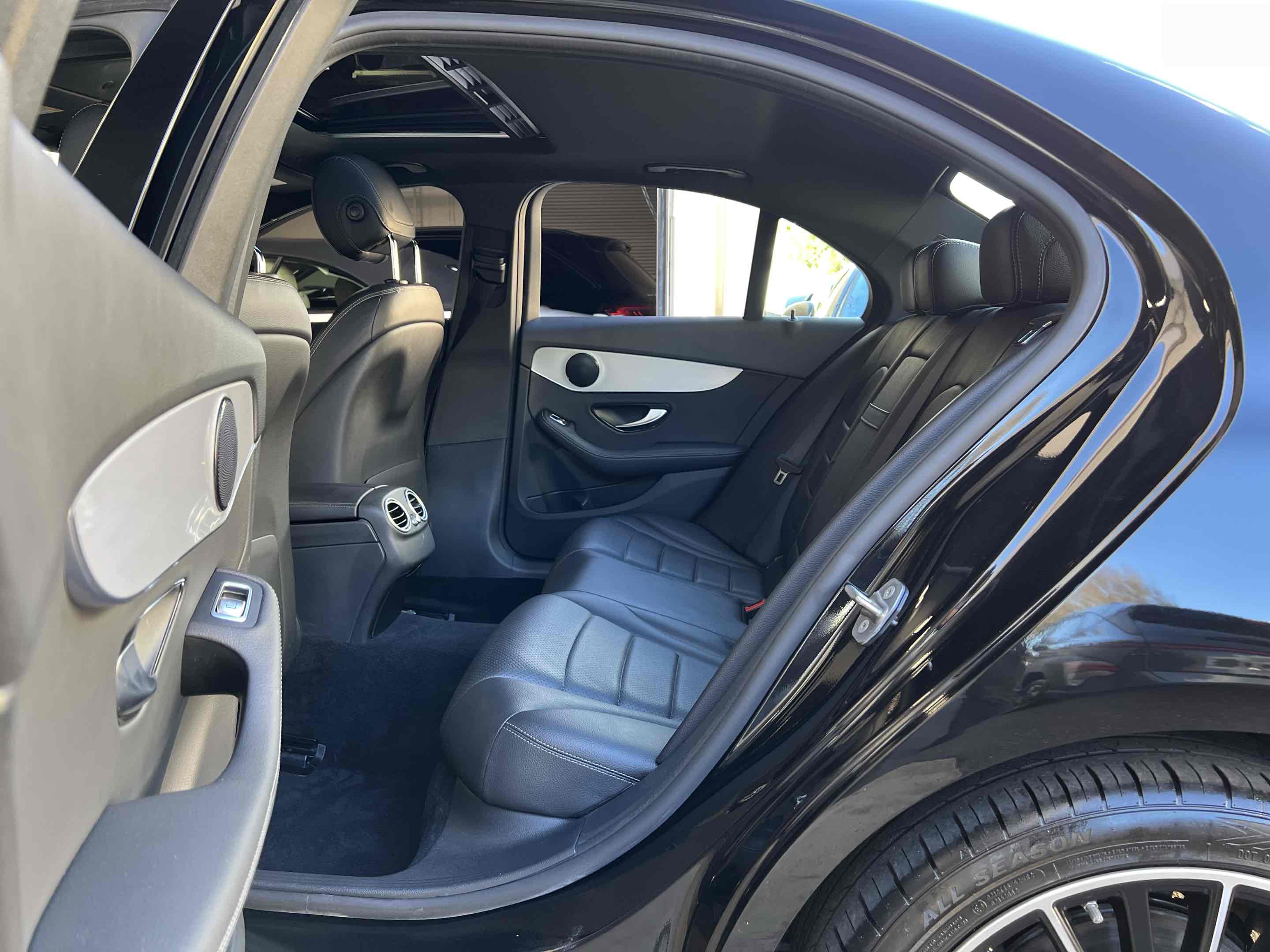 2021 Mercedes Benz C 300 photo 3