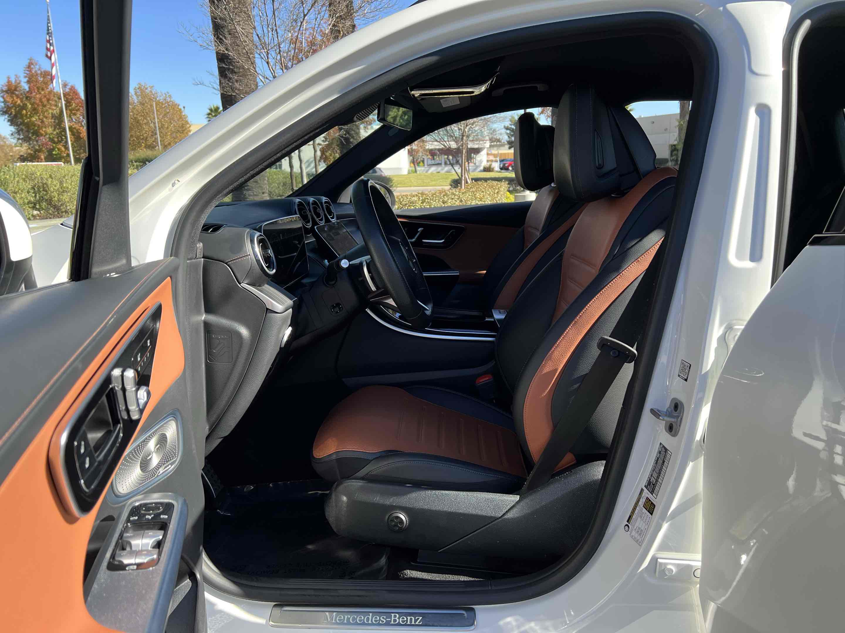 2023 Mercedes Benz GLC 300 AMG photo 3