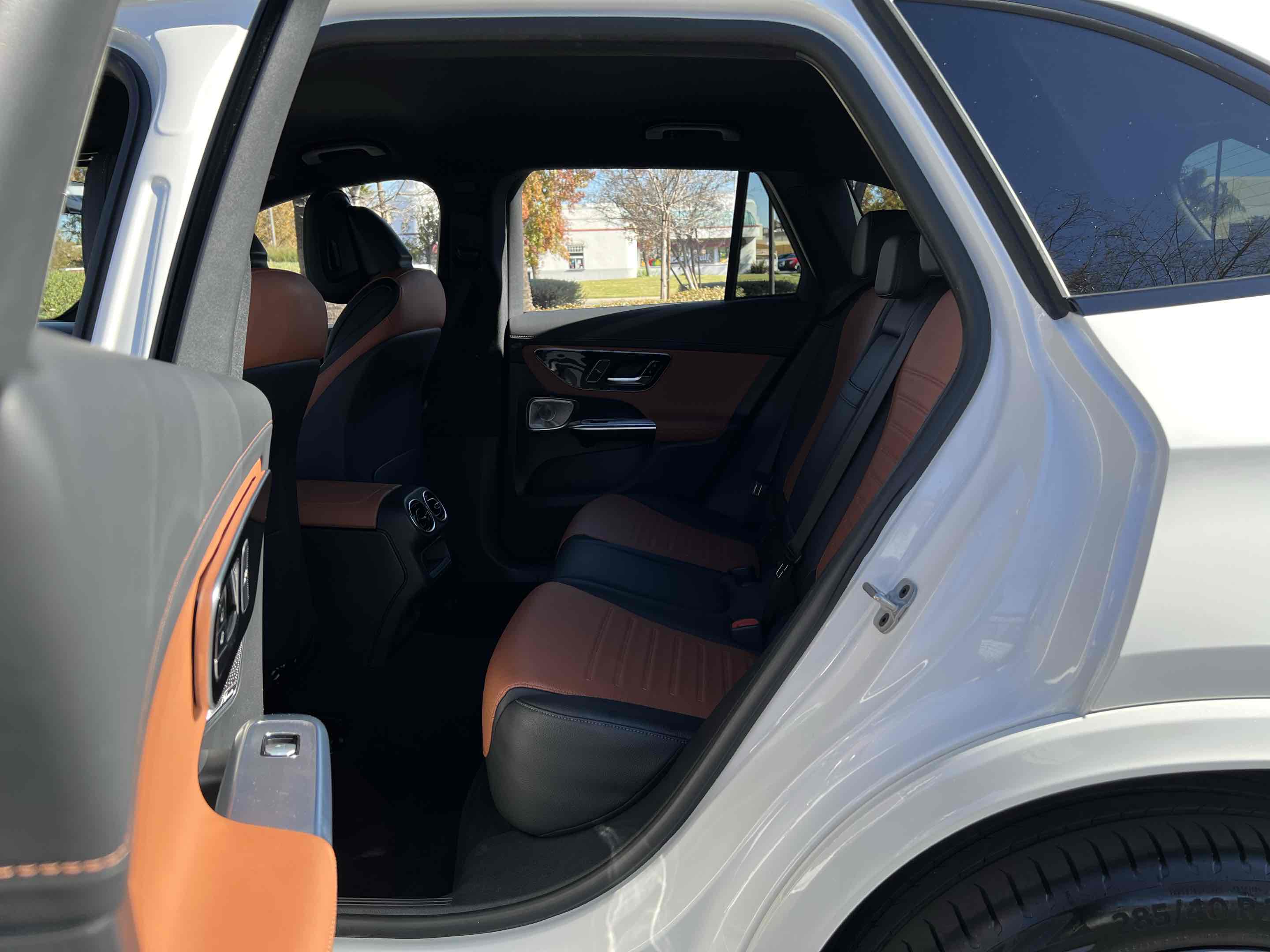 2023 Mercedes Benz GLC 300 AMG photo 4