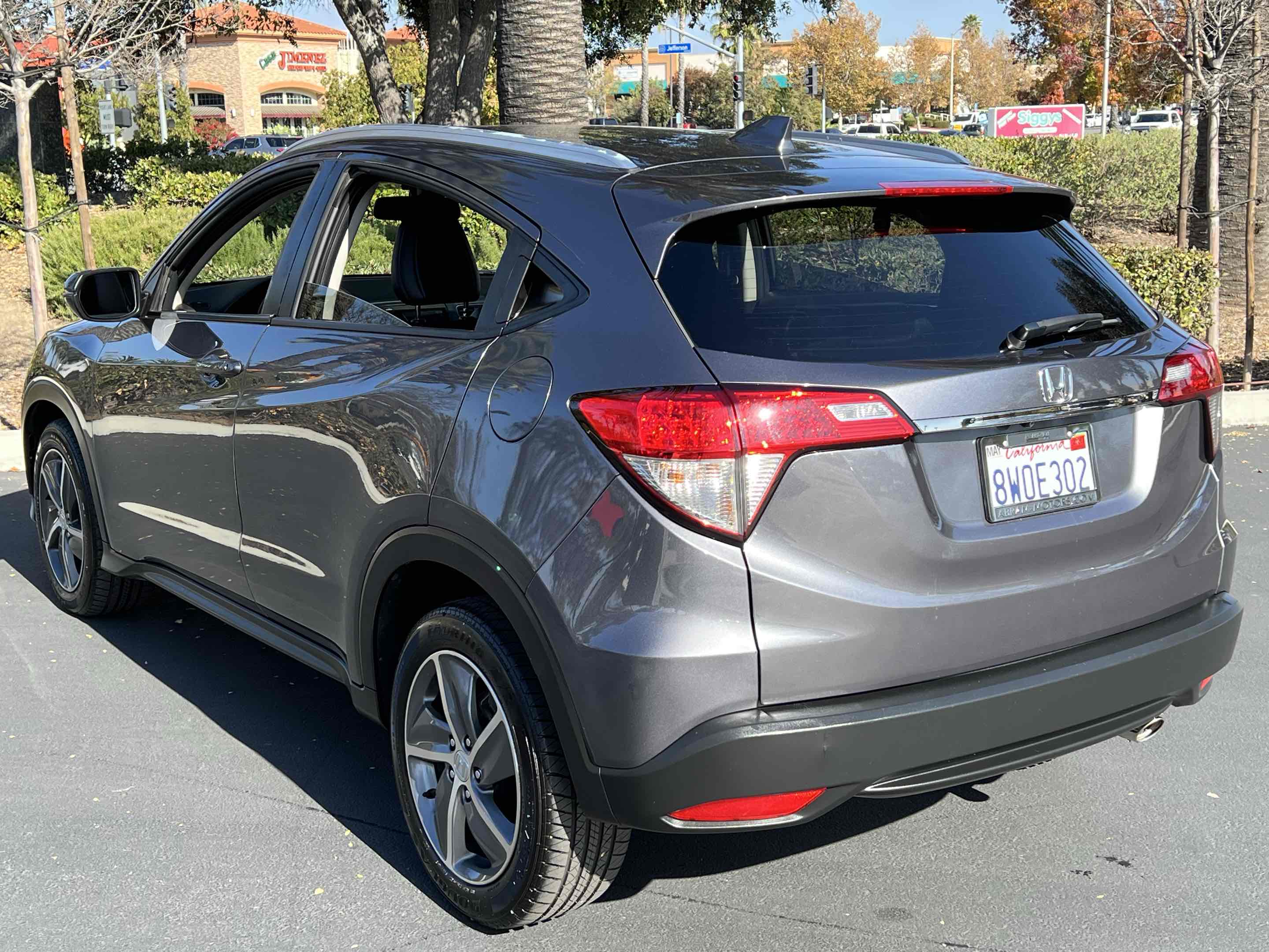 2021 Honda HR-V EX-L photo 2