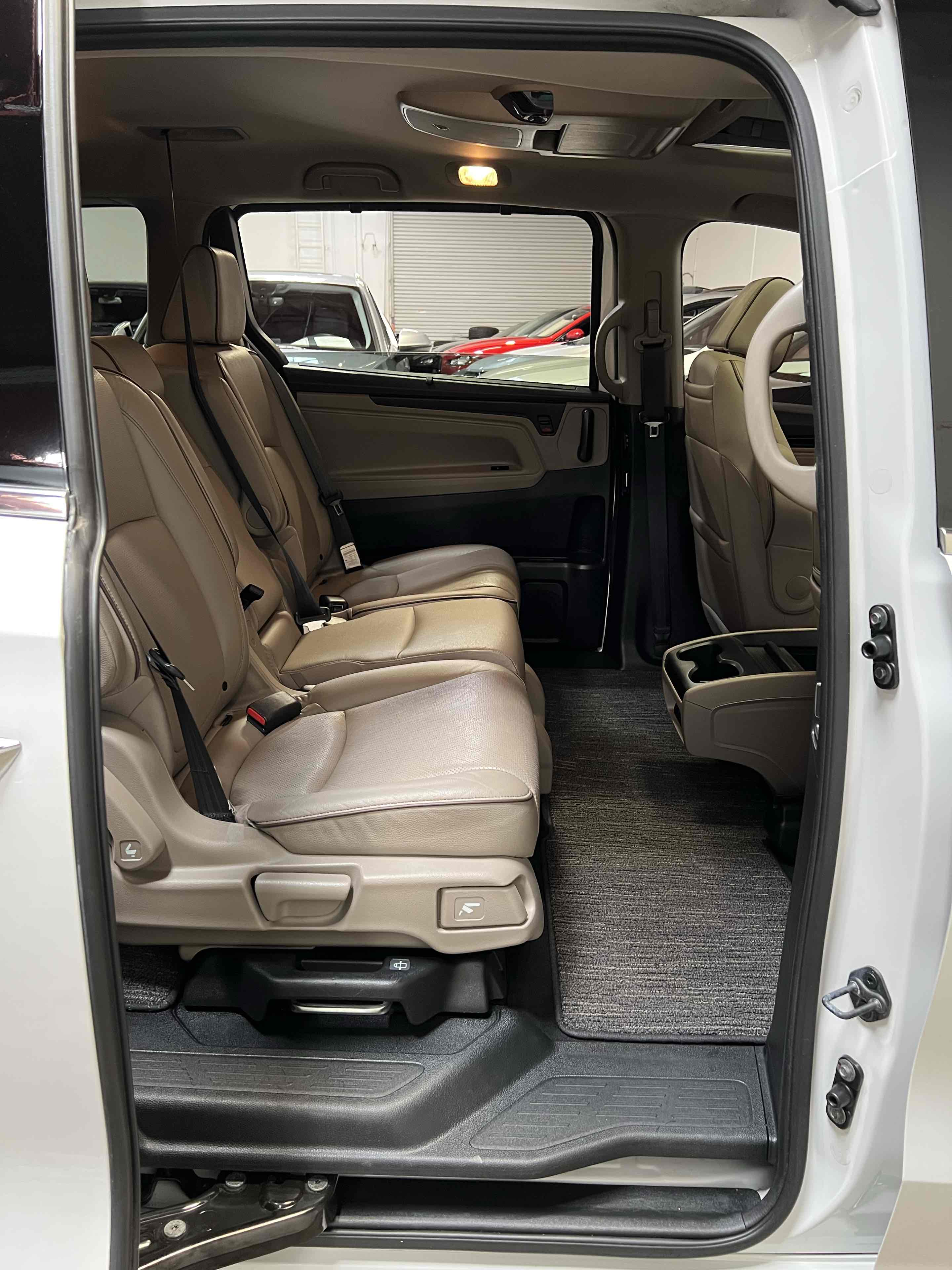 2023 Honda Odyssey Elite - Photo 42