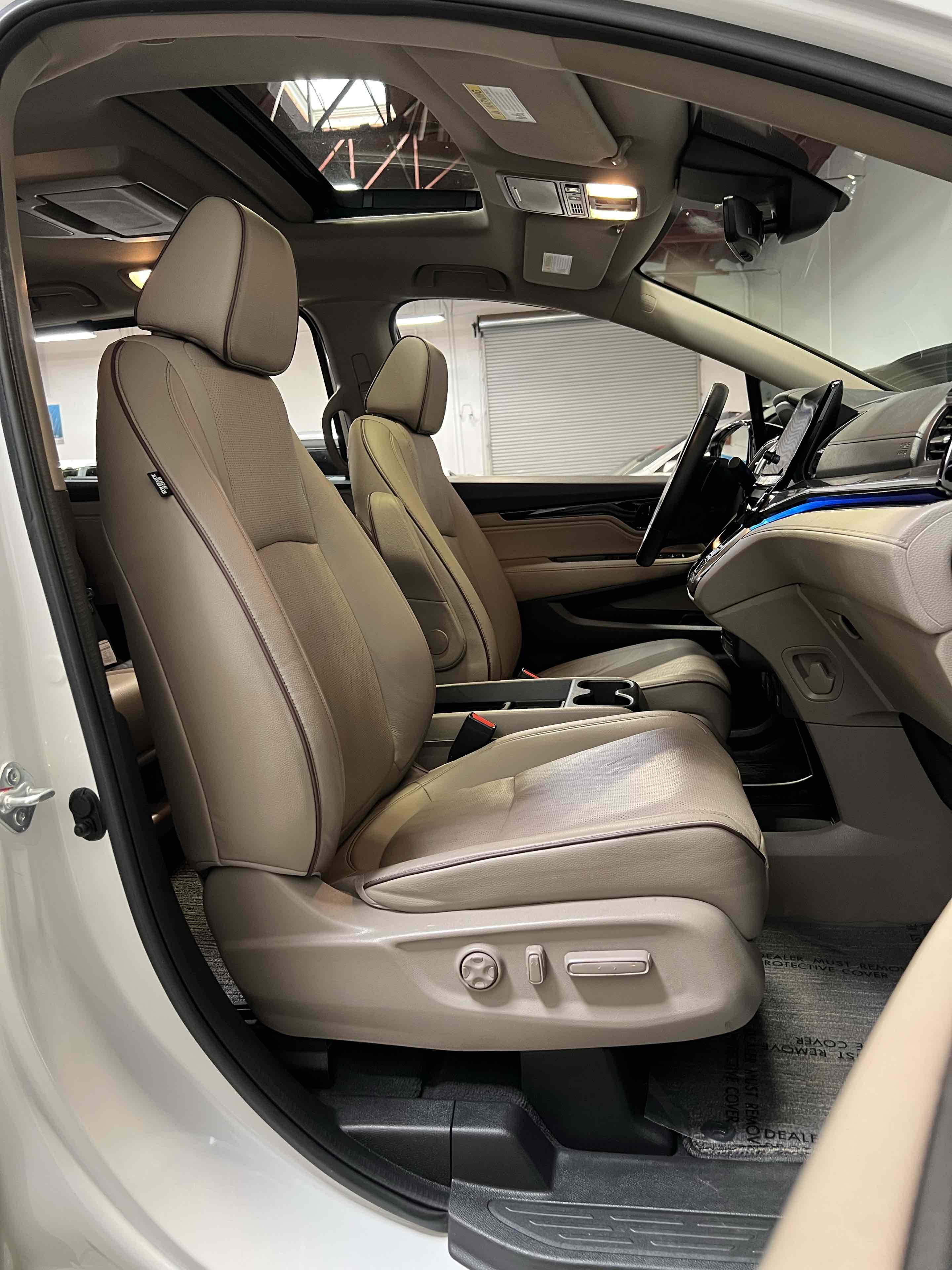 2023 Honda Odyssey Elite - Photo 46