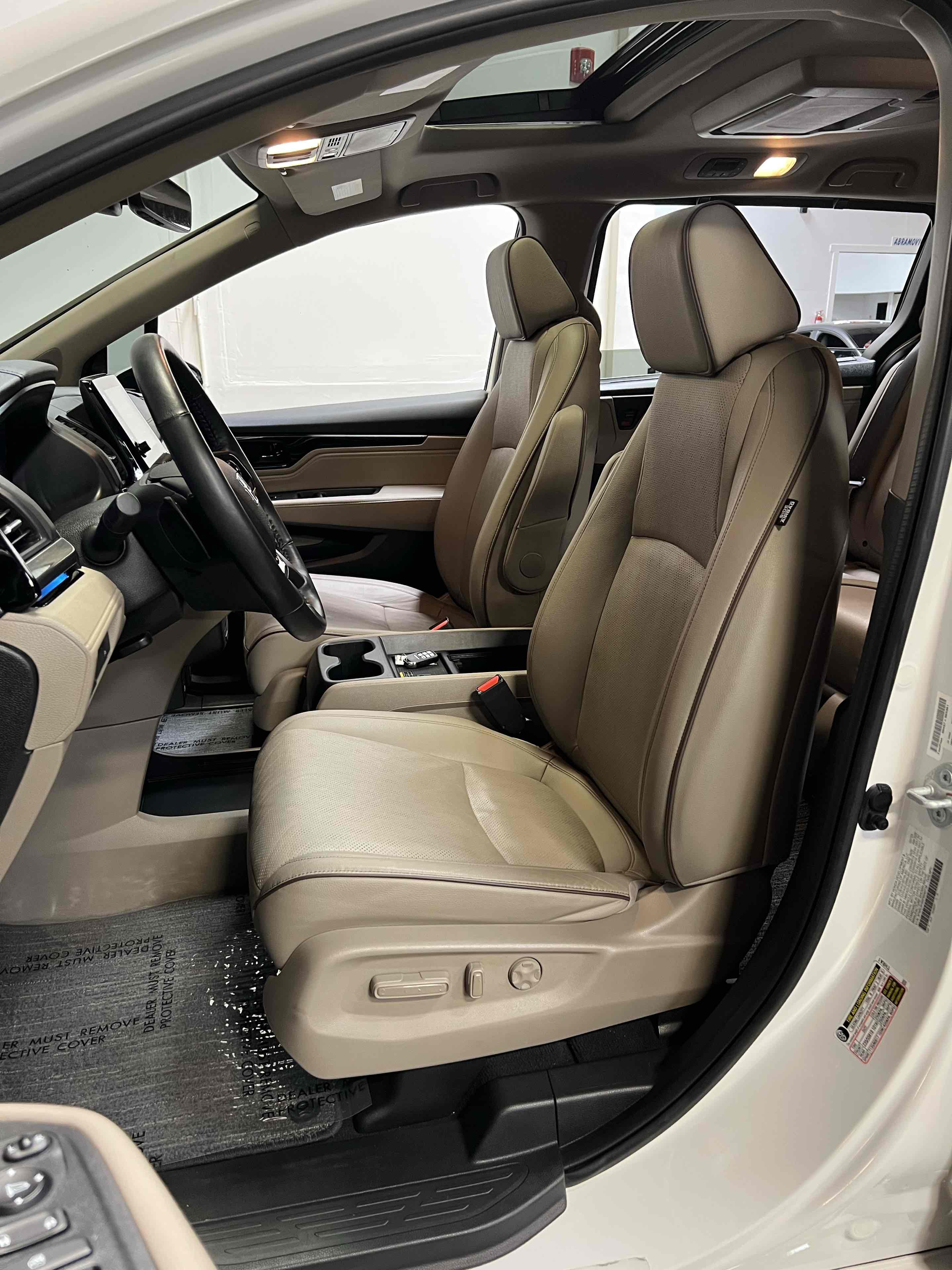 2023 Honda Odyssey Elite - Photo 47