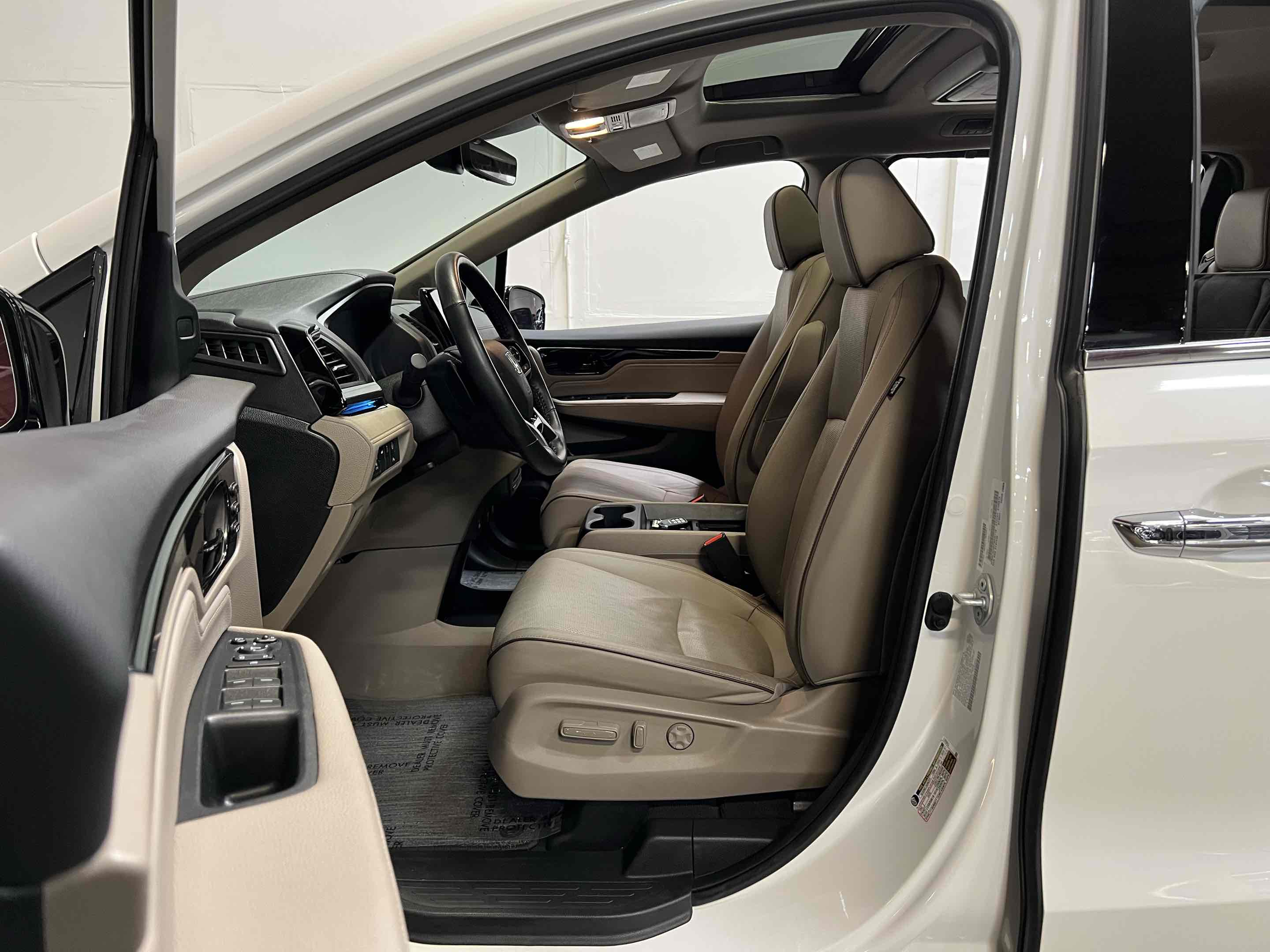 2023 Honda Odyssey Elite - Photo 6