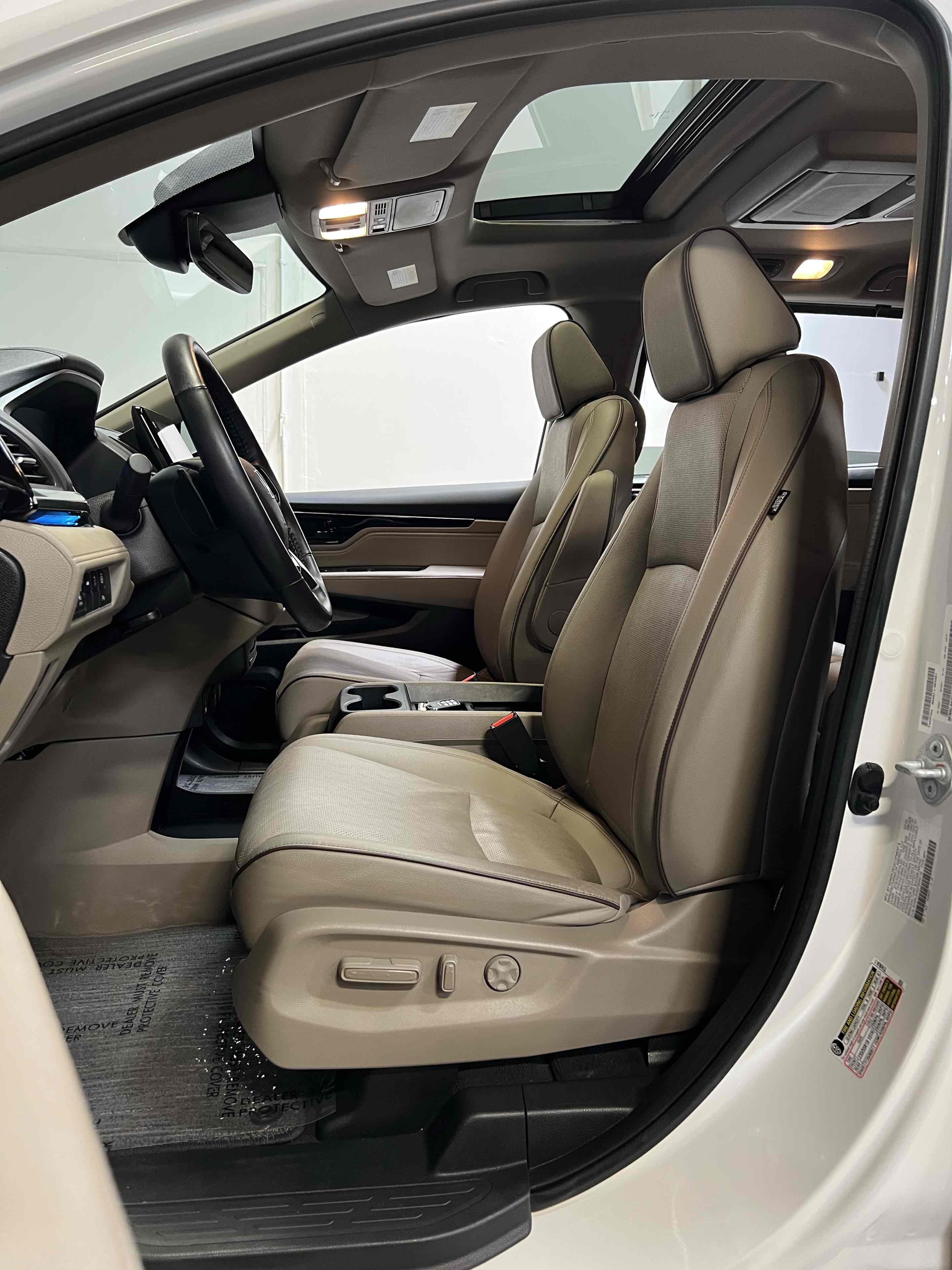 2023 Honda Odyssey Elite - Photo 38