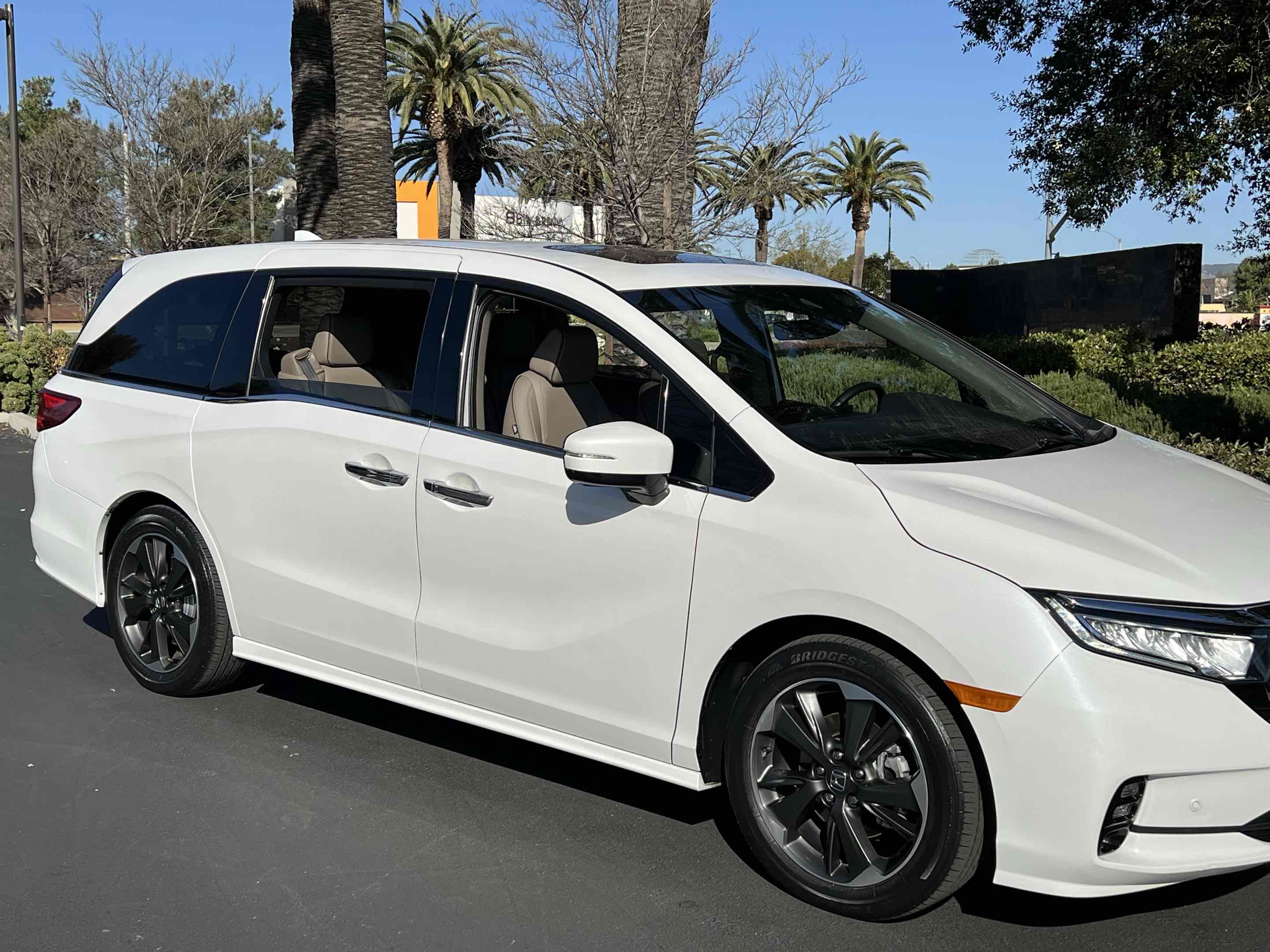 2023 Honda Odyssey Elite - Photo 49