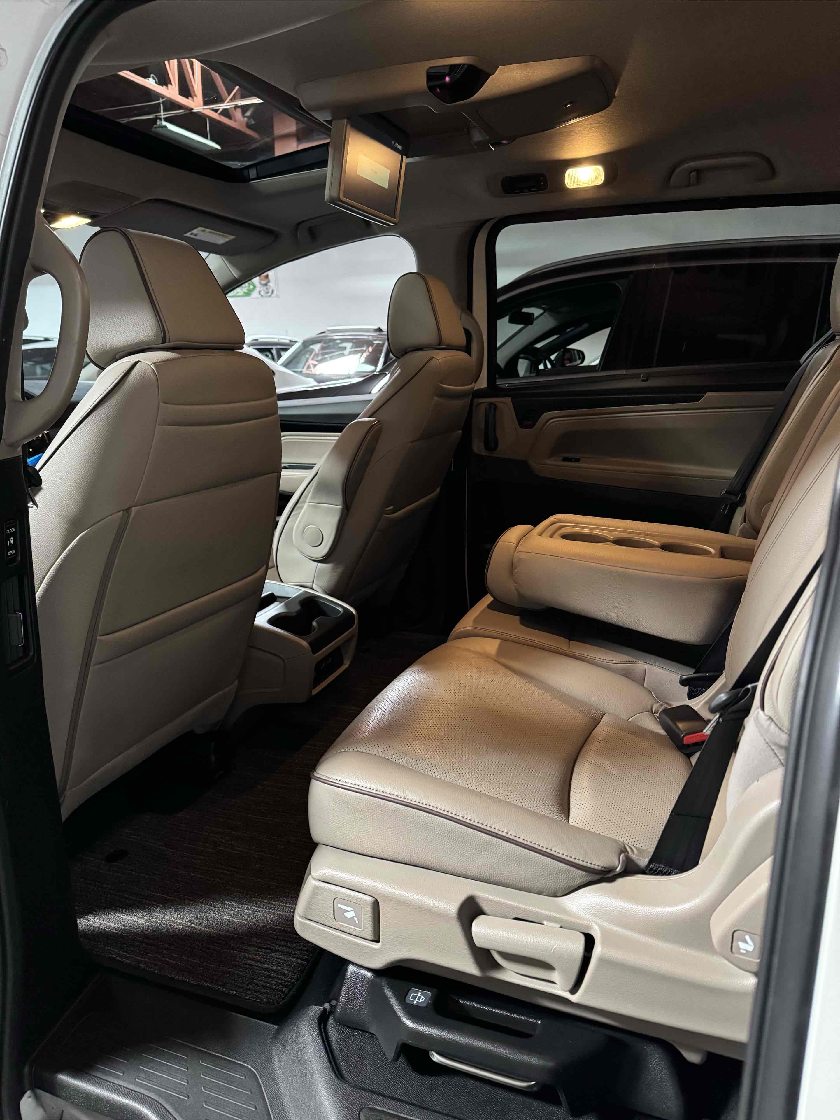 2023 Honda Odyssey Elite - Photo 77