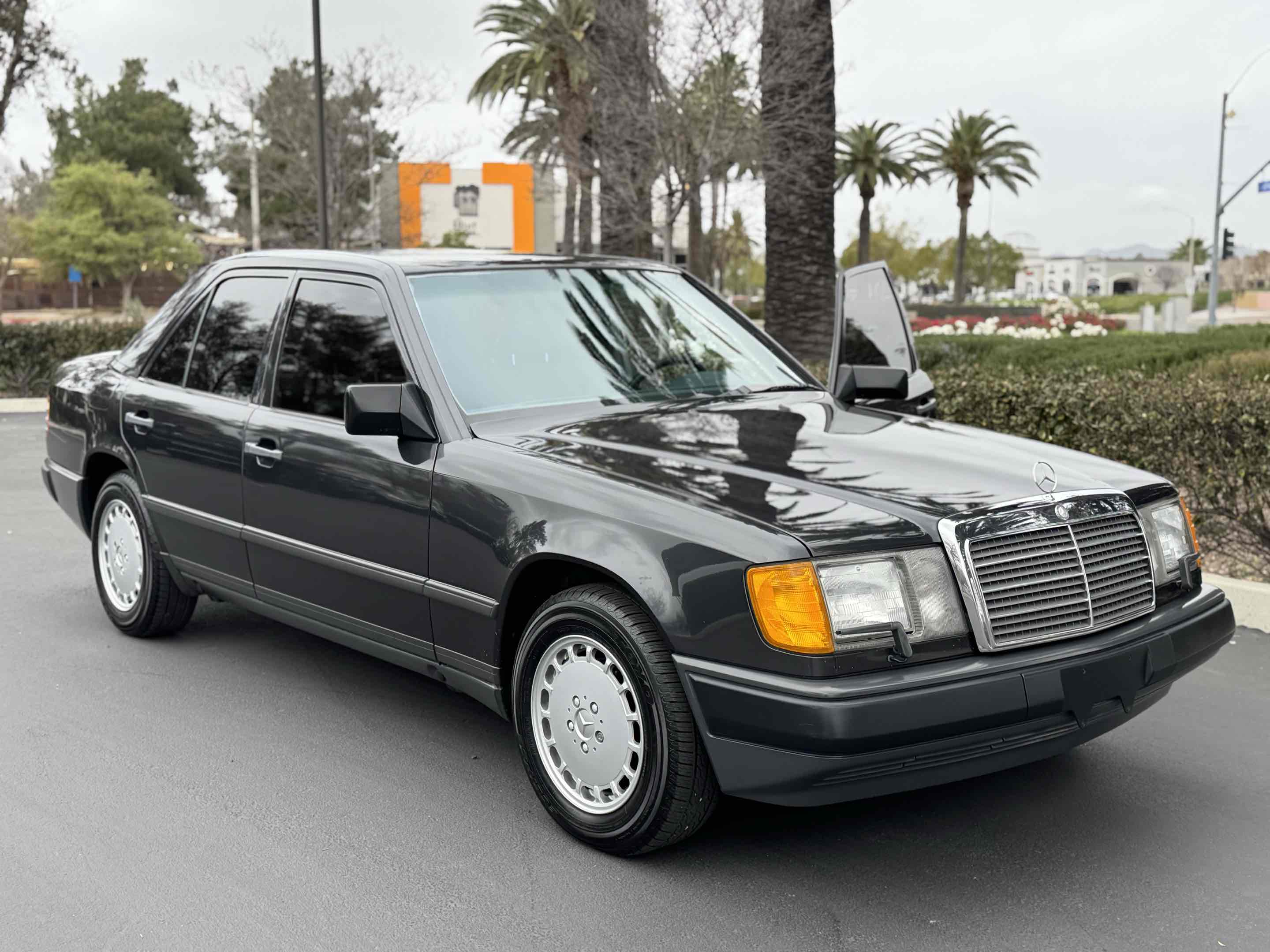1987 Mercedes-Benz 300 - Photo 27