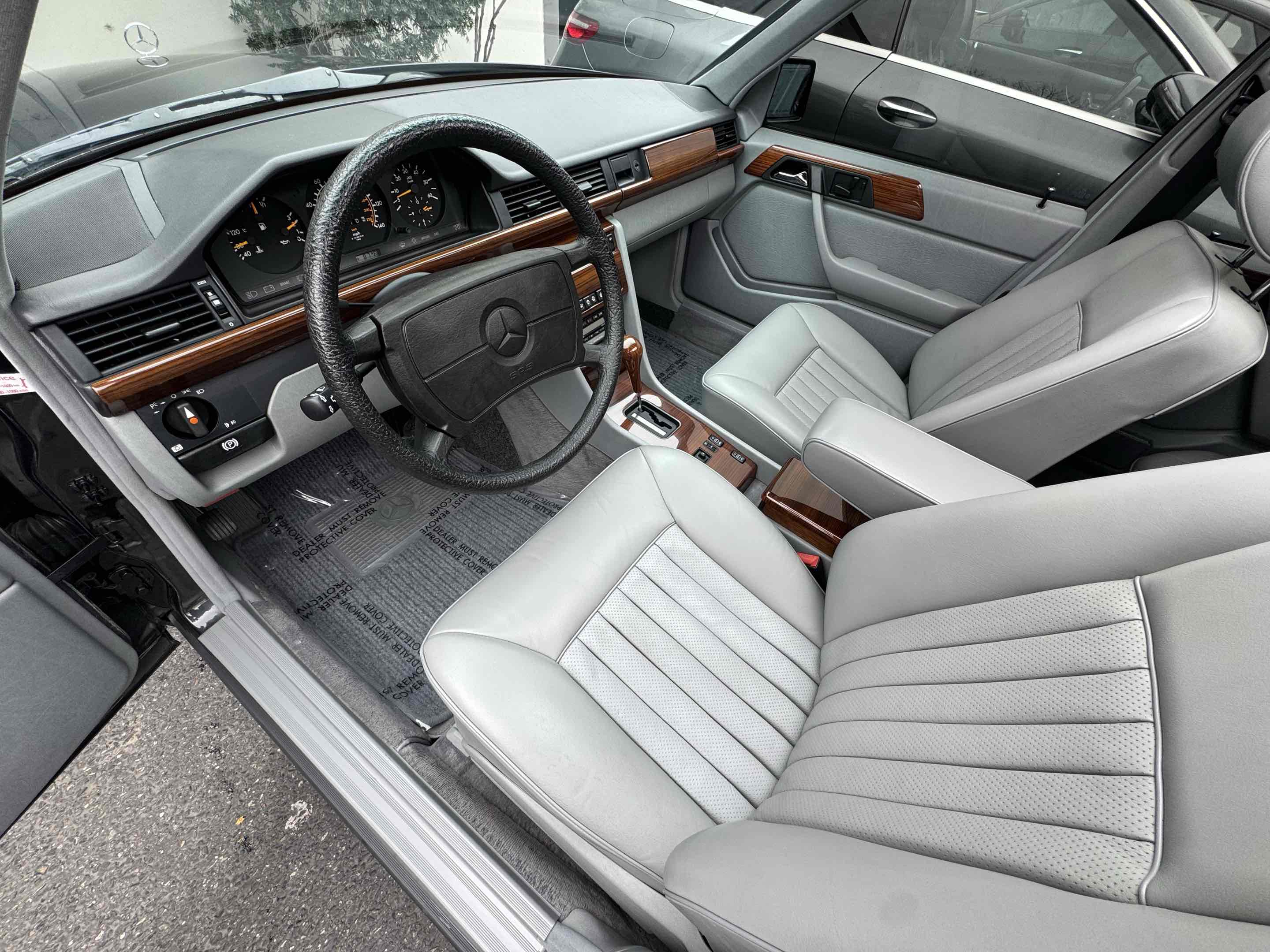 1987 Mercedes-Benz 300 - Photo 45