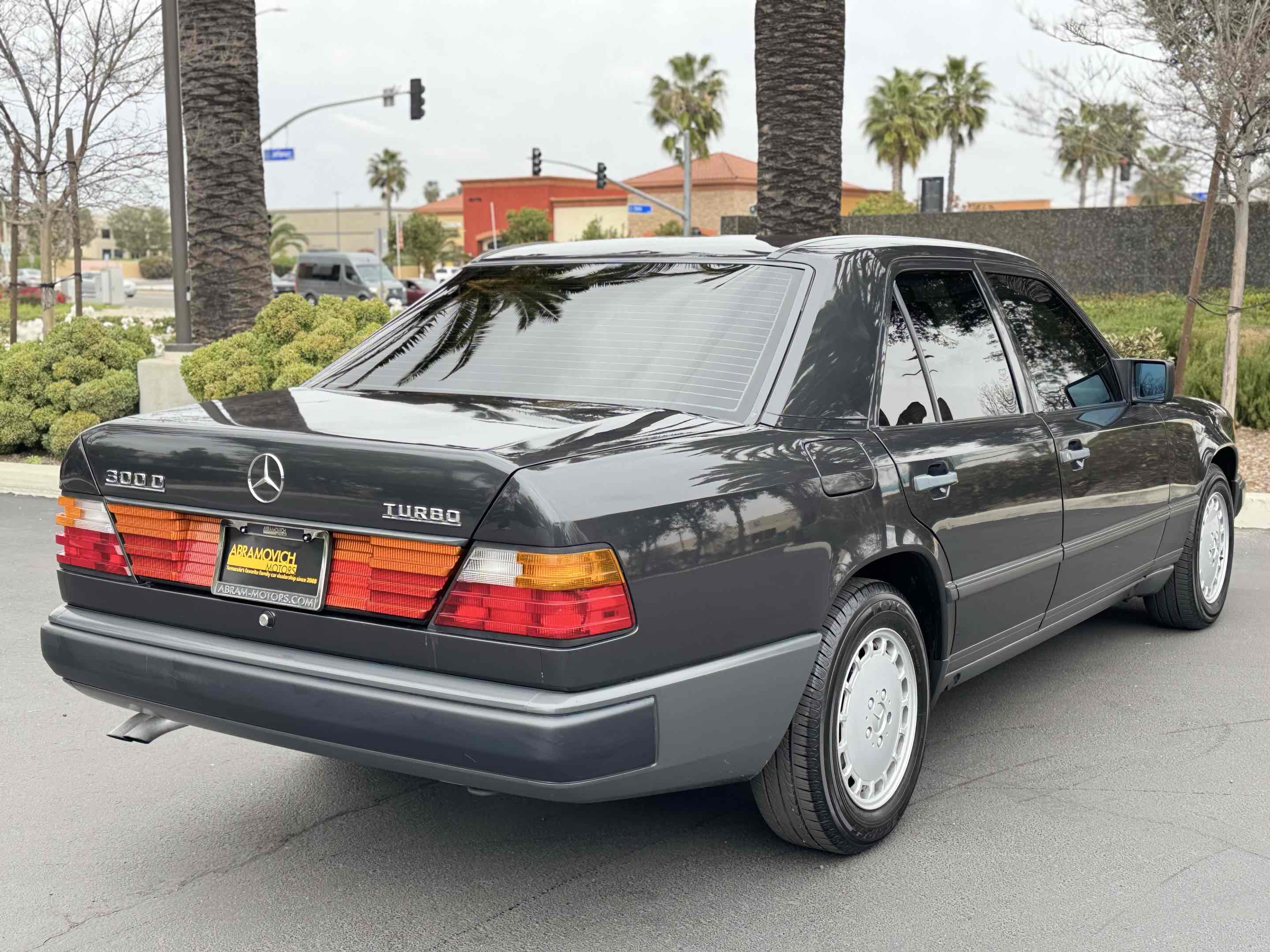 1987 Mercedes-Benz 300 - Photo 24