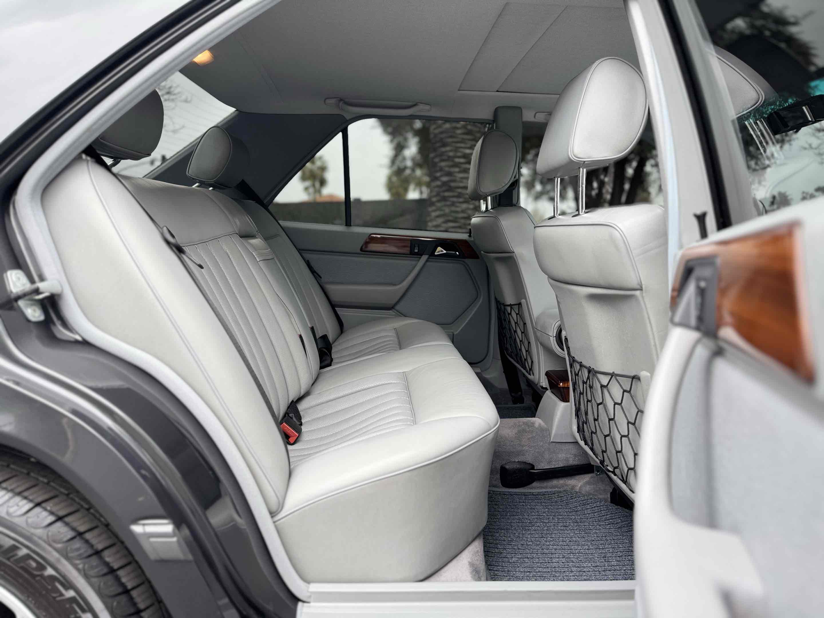1987 Mercedes-Benz 300 - Photo 52
