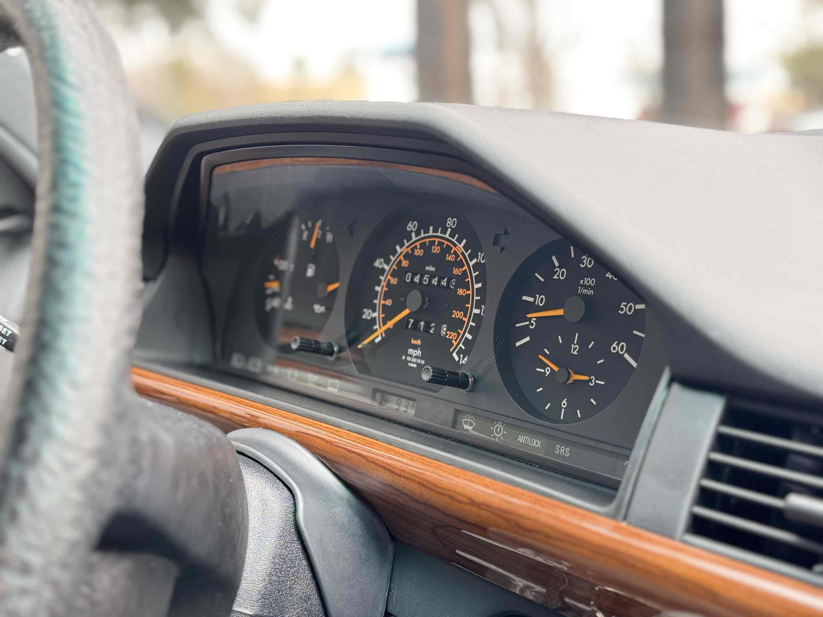 1987 Mercedes-Benz 300 - Photo 35