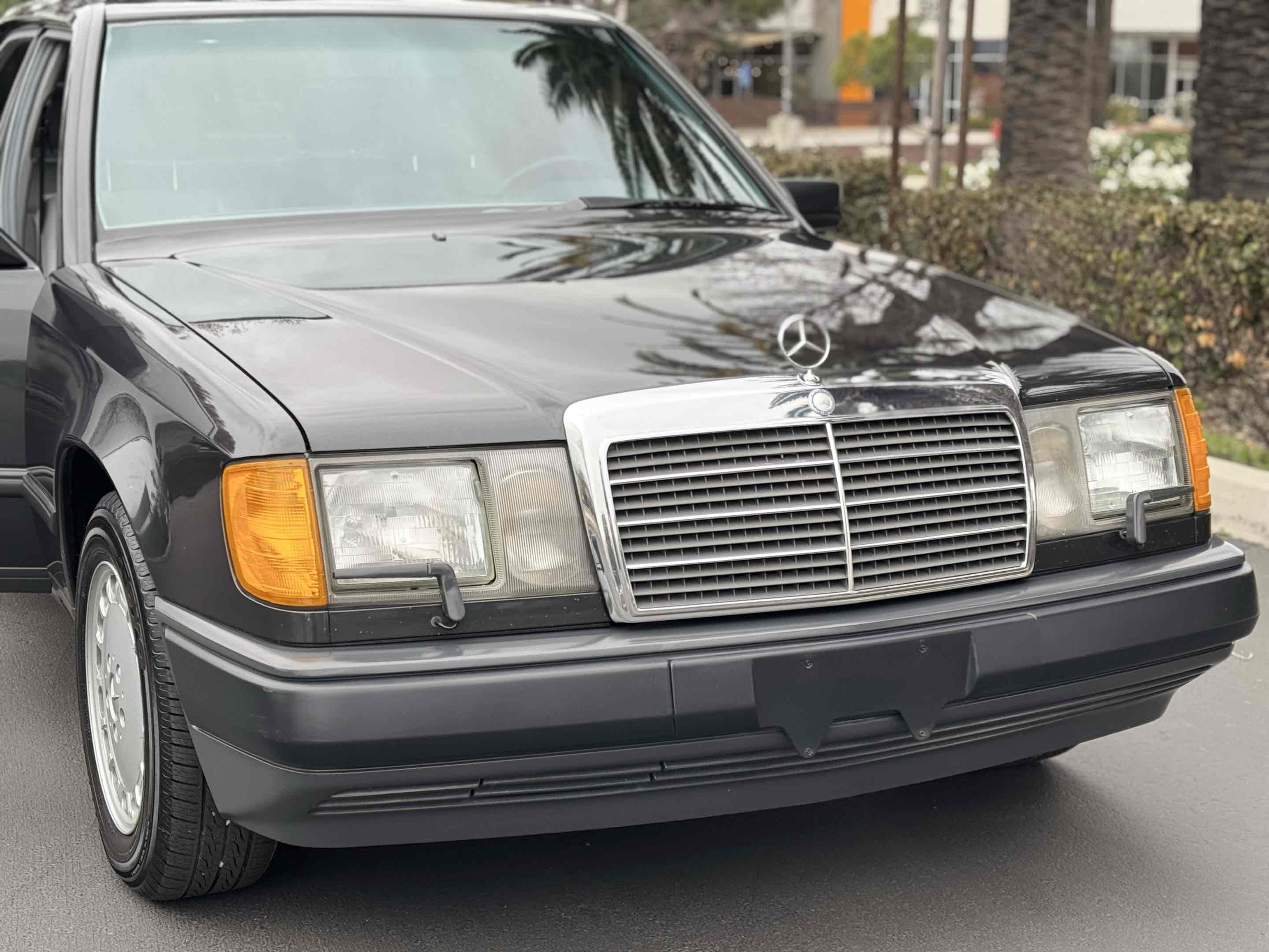1987 Mercedes-Benz 300 - Photo 82