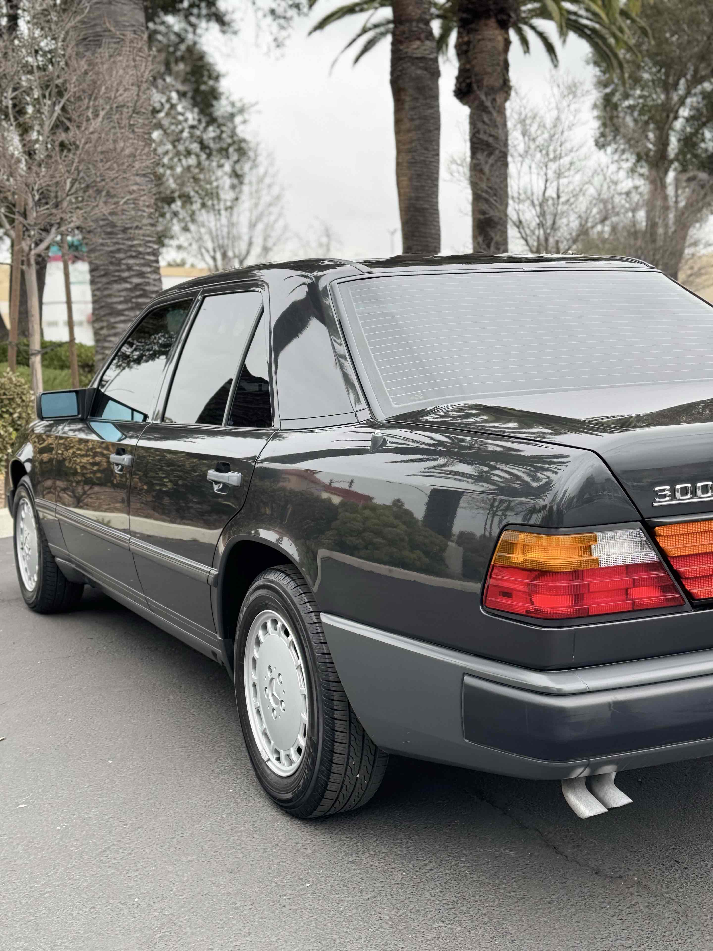 1987 Mercedes-Benz 300 - Photo 76