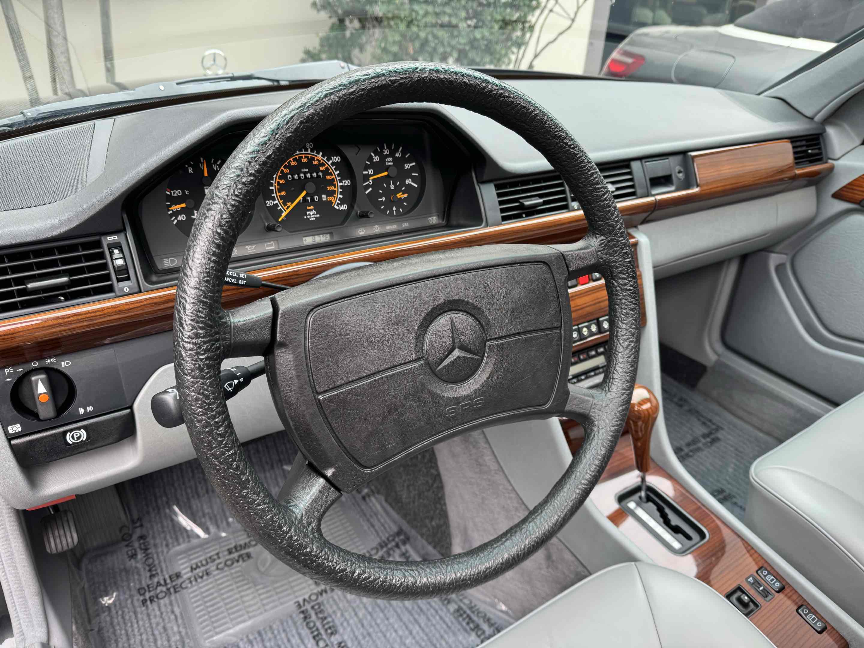 1987 Mercedes-Benz 300 - Photo 53