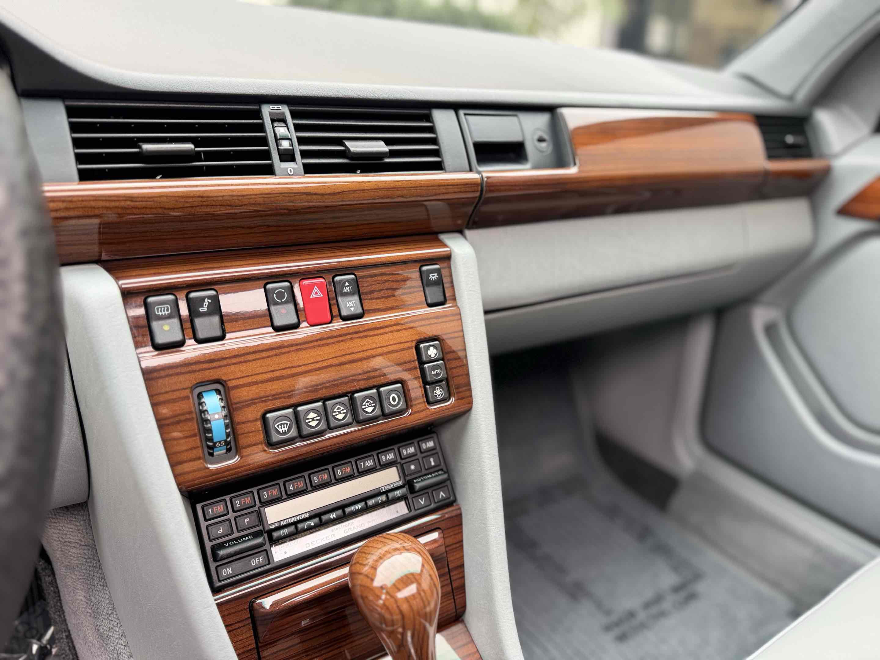 1987 Mercedes-Benz 300 - Photo 57