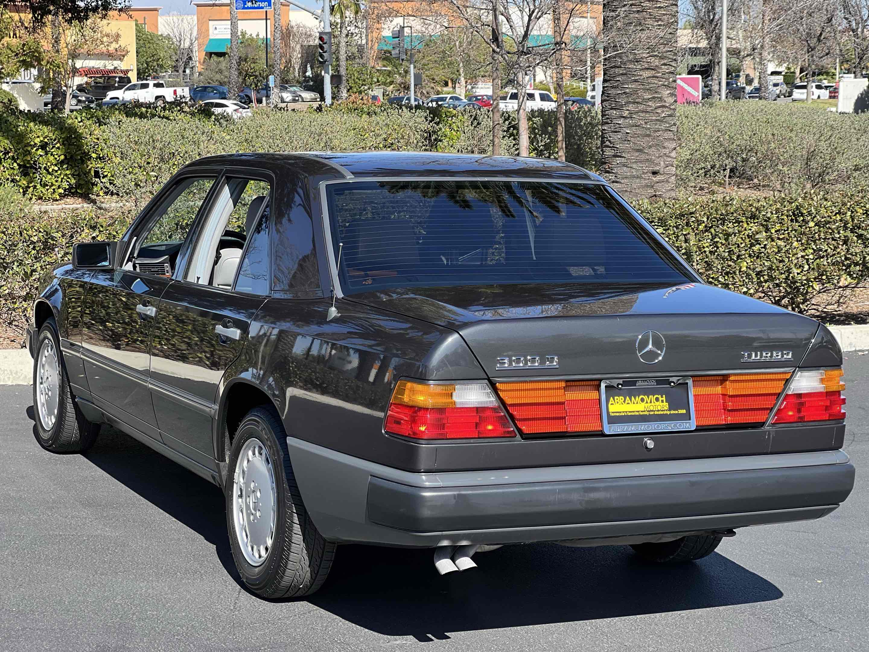 1987 Mercedes-Benz 300 - Photo 2