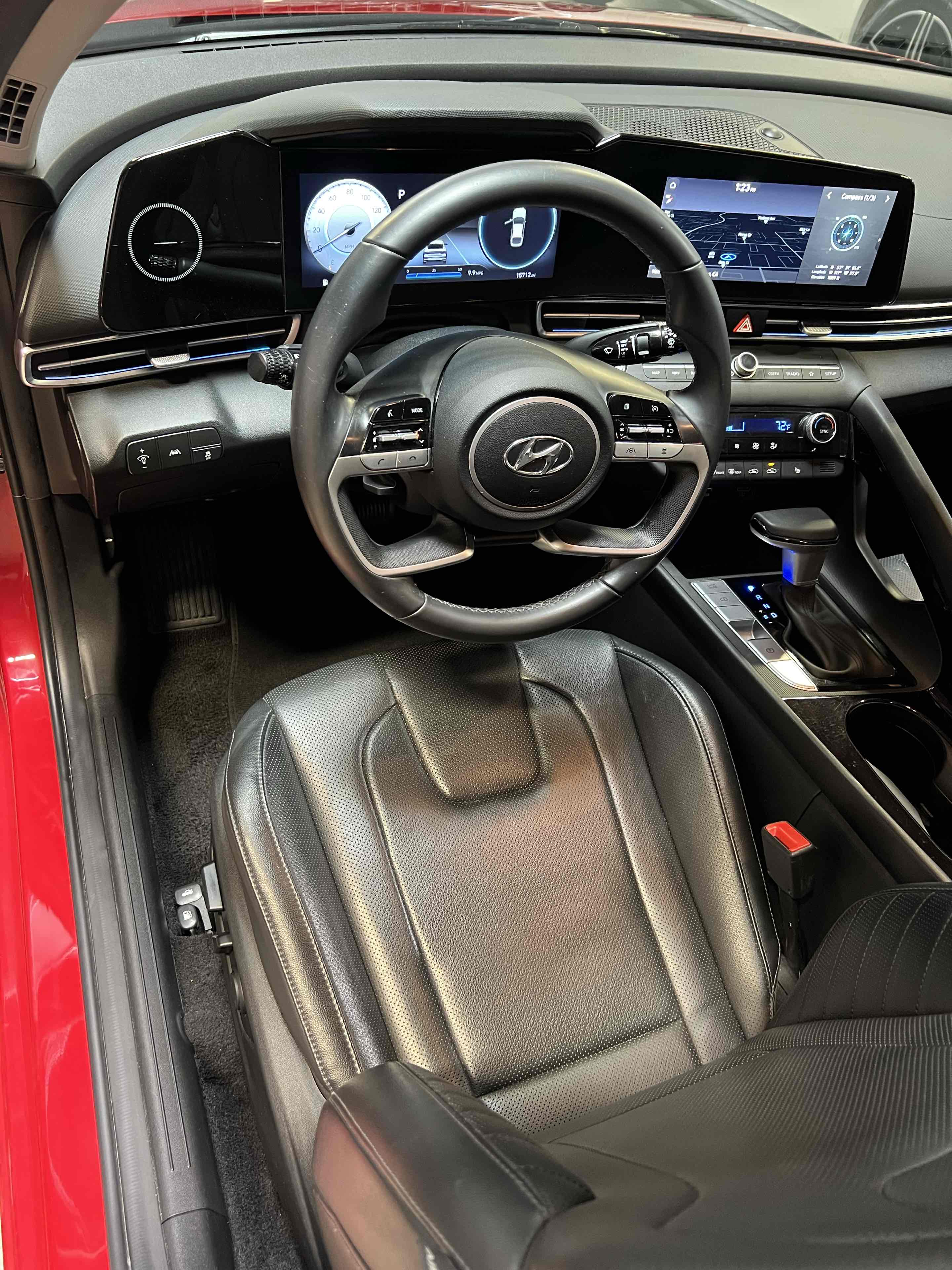 2023 Hyundai Elantra Limited - Photo 16