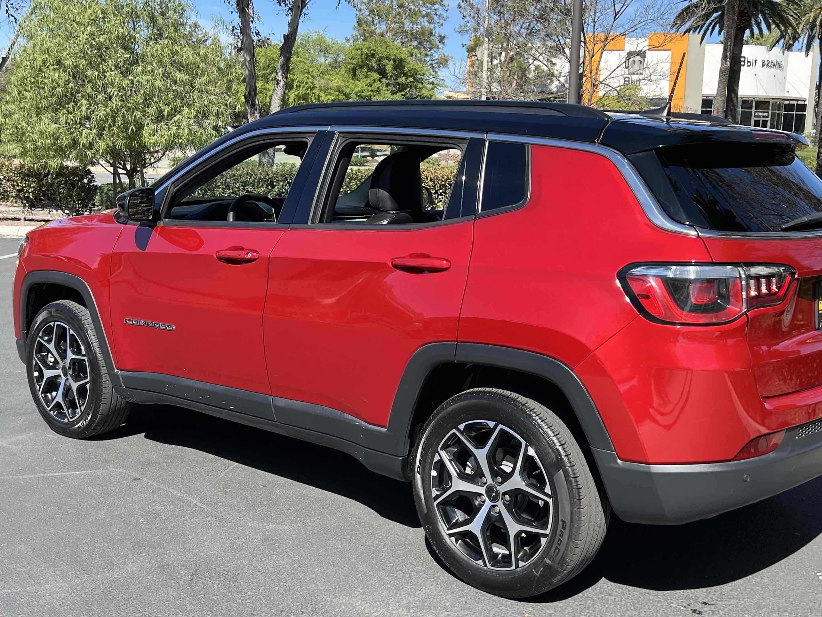 Sold 2025 Jeep Compass Limited - KEYLESS START - PRICED TO SELL in