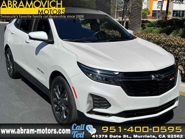 White (Iridescent Pearl Tricoat) 2023 Chevrolet Equinox RS with 1RS FWD SUV / Crossover Front-Wheel Drive Automatic