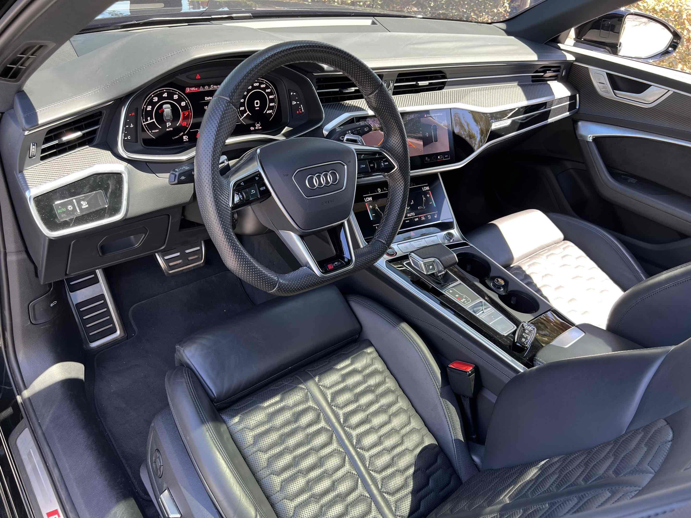 View vehicle photo 3