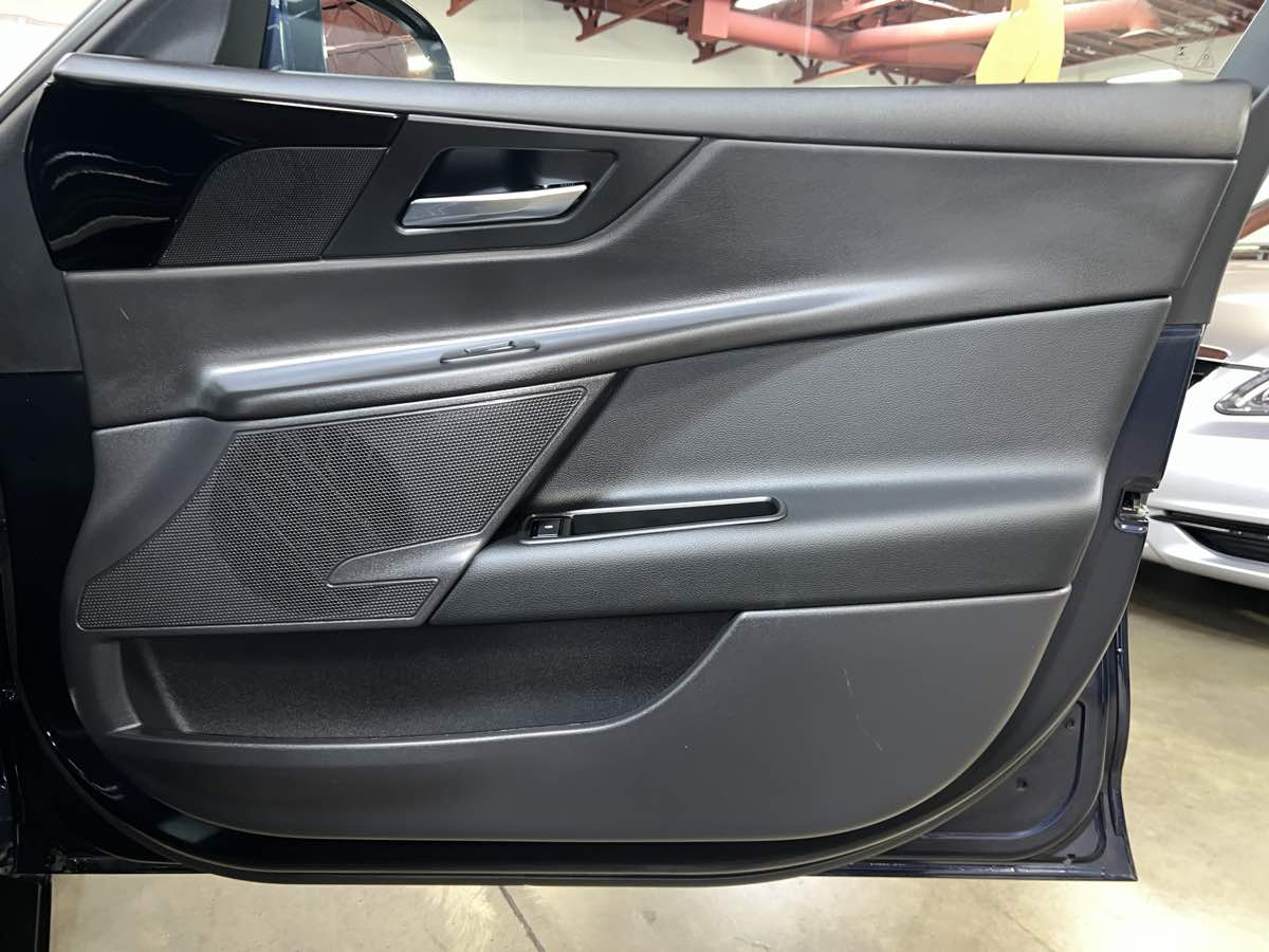 2019 Jaguar XE photo 65