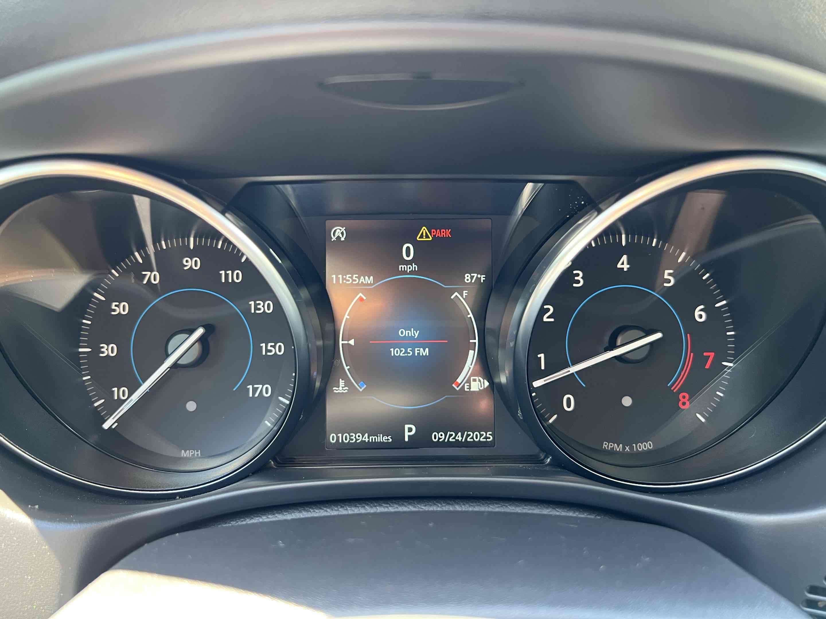 2019 Jaguar XE photo 42