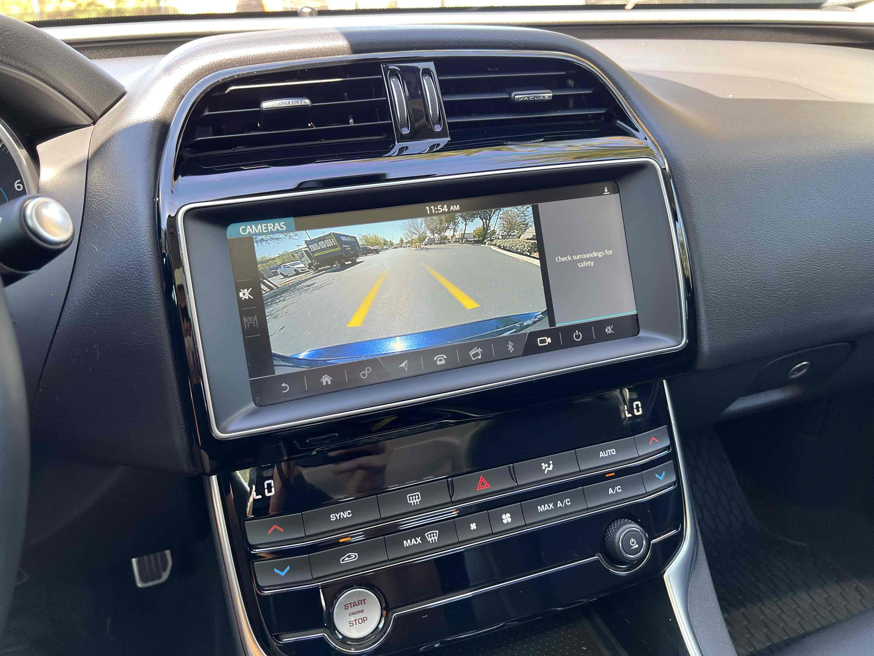 2019 Jaguar XE photo 44