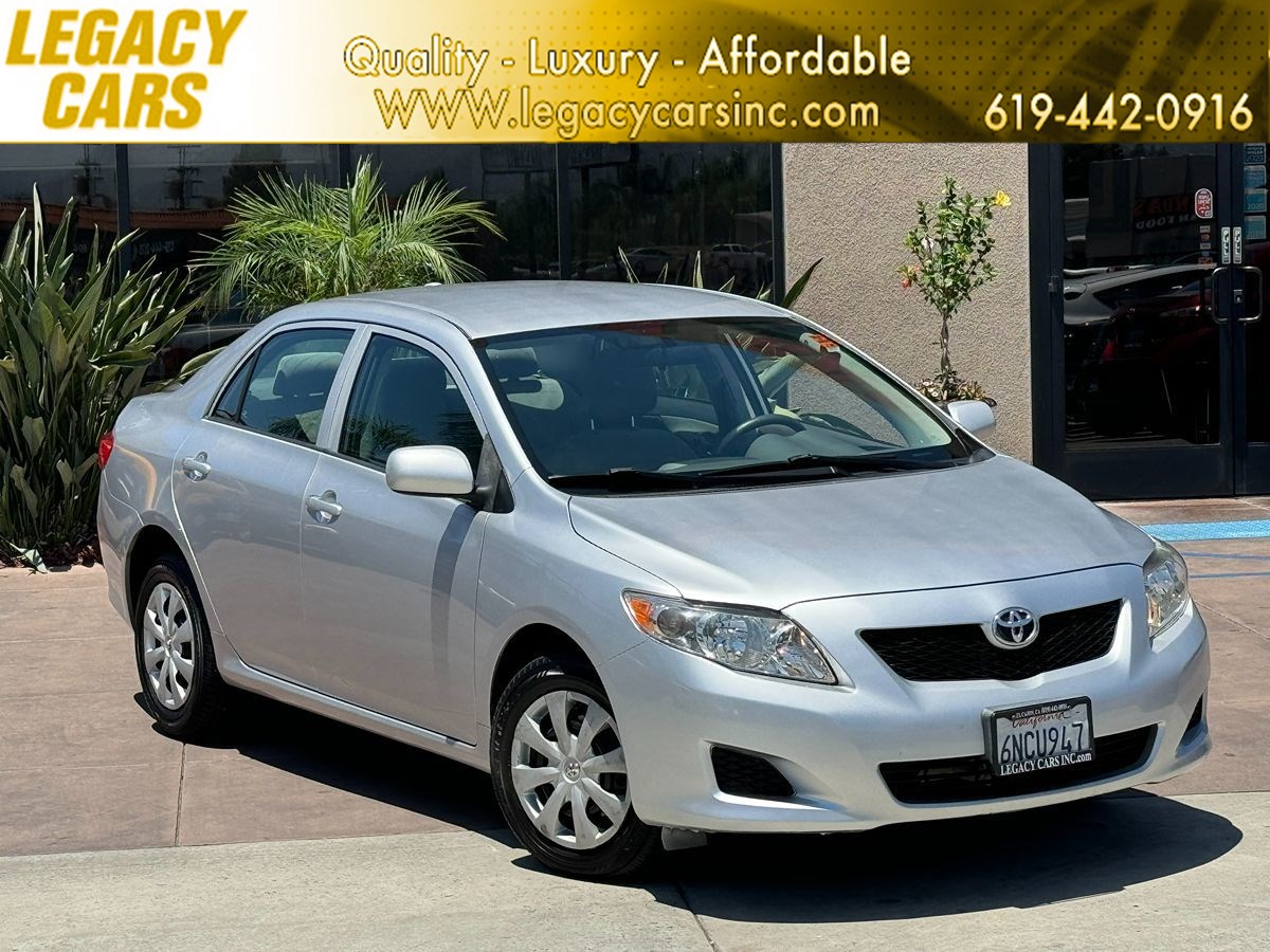 2010 Toyota Corolla LE LOW MILES / GAS SAVER