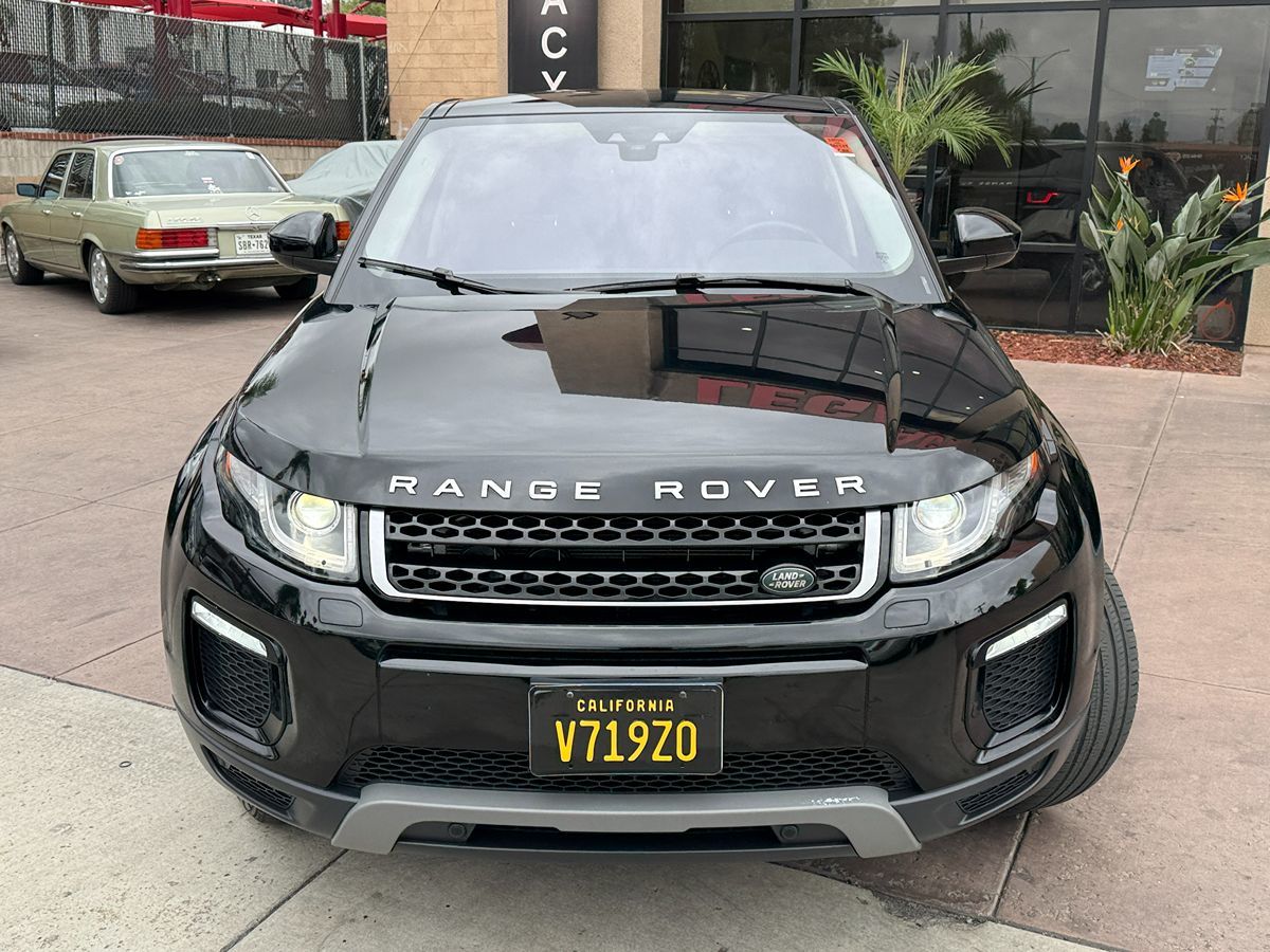 2018 Land Rover Range Rover Evoque SE photo 10