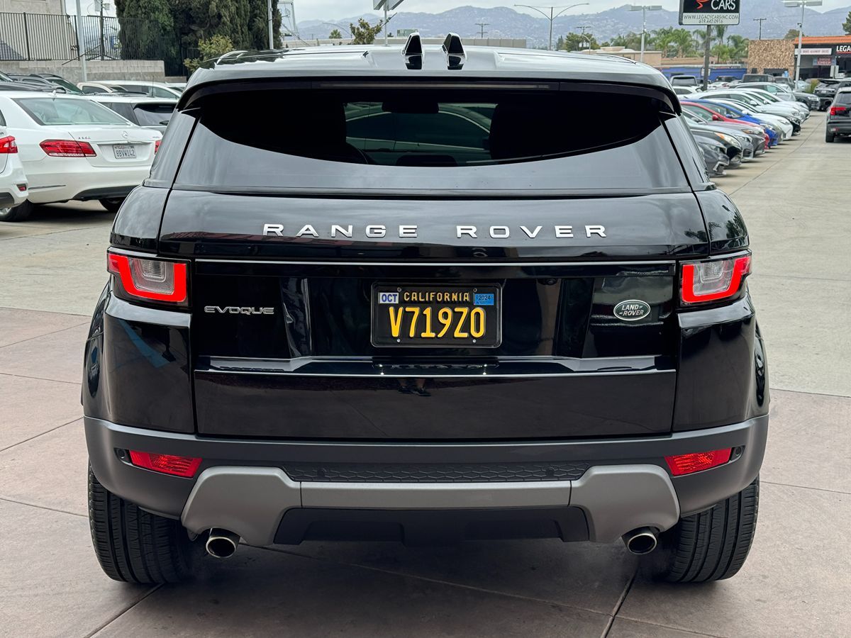 2018 Land Rover Range Rover Evoque SE photo 14