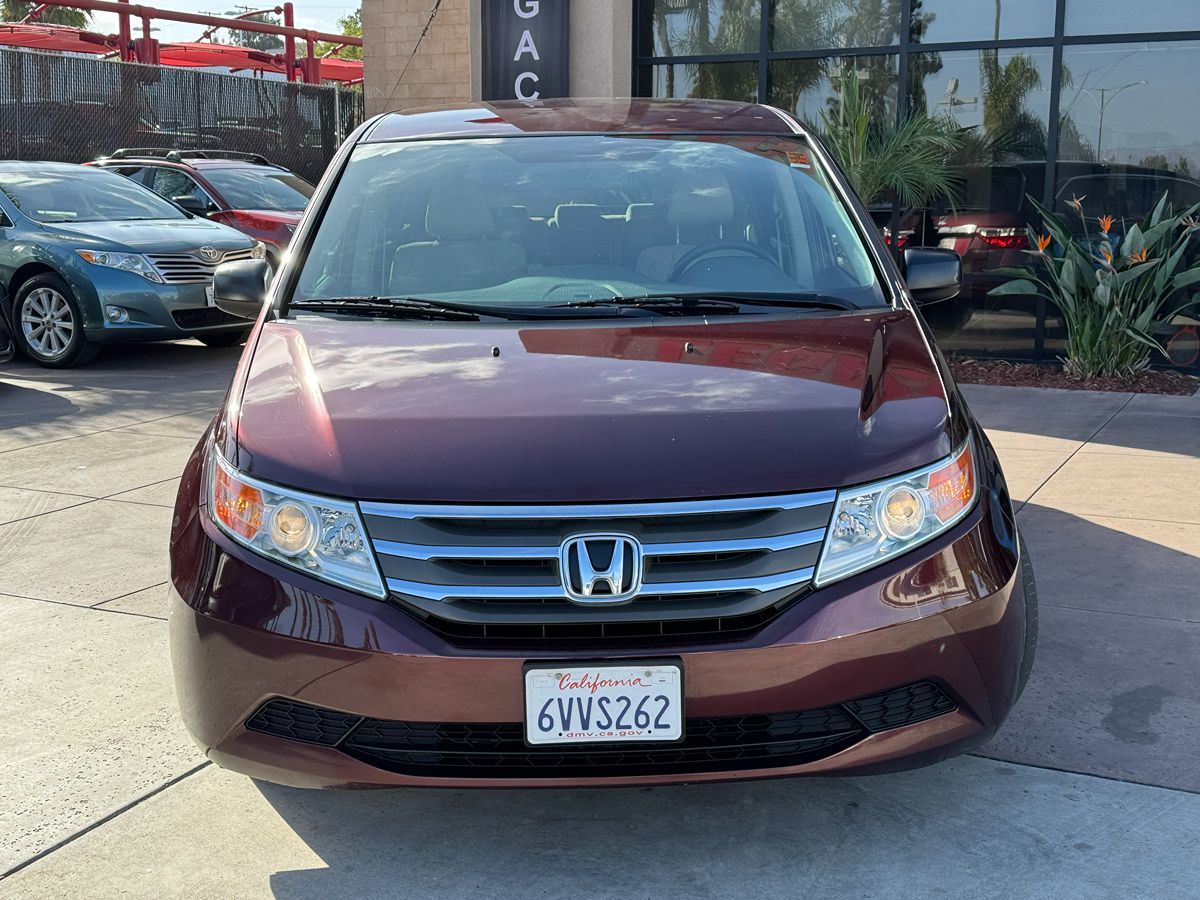 2012 Honda Odyssey LX photo 6