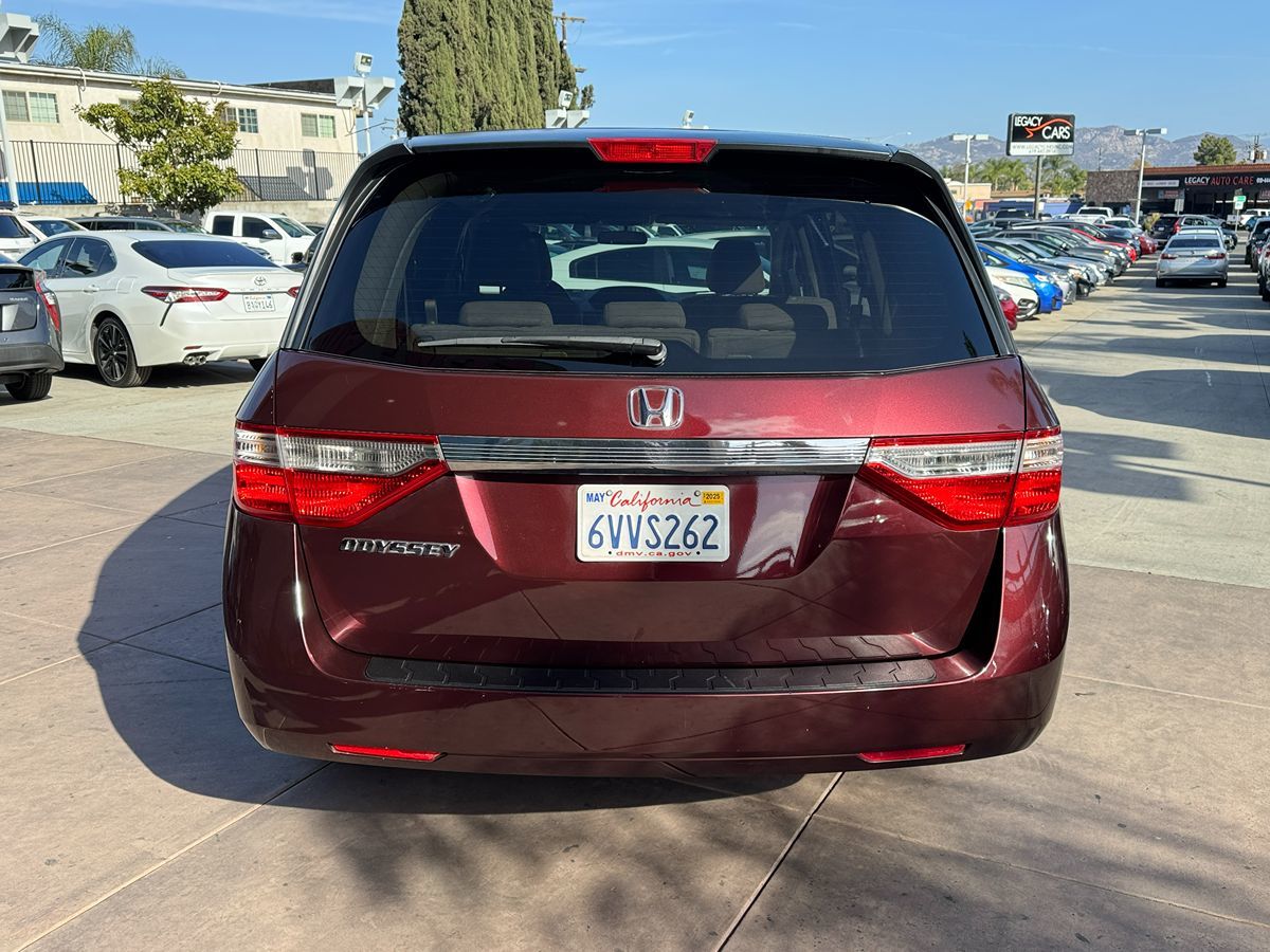 2012 Honda Odyssey LX photo 10