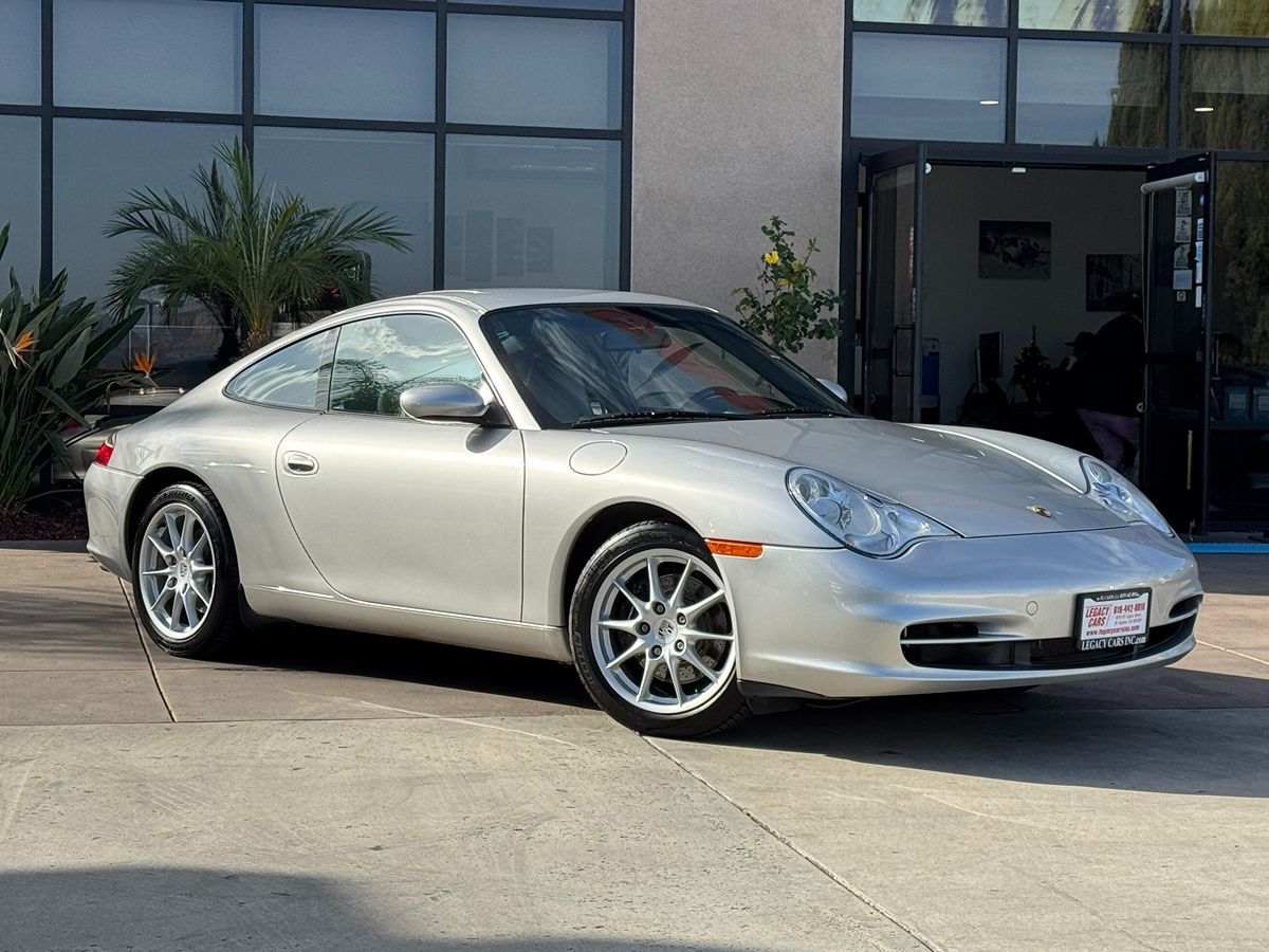 2002 Porsche 911 Carrera photo 3