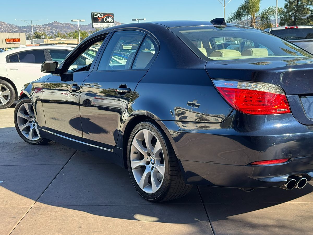 2009 BMW 5 Series 535i photo 9