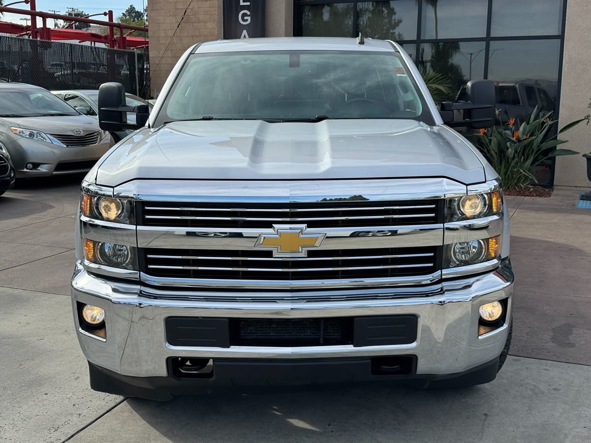 2015 Chevrolet Silverado 2500HD LT photo 6