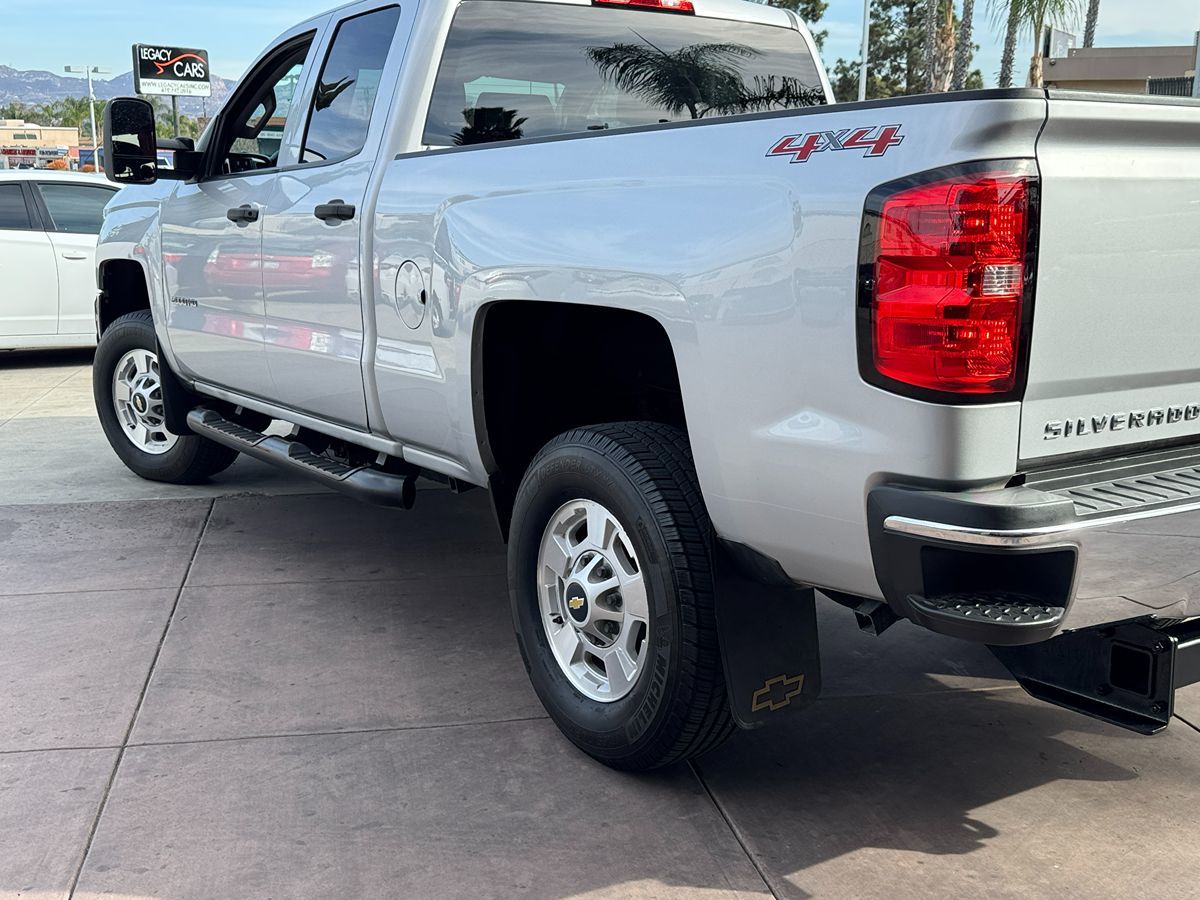 2015 Chevrolet Silverado 2500HD LT photo 11