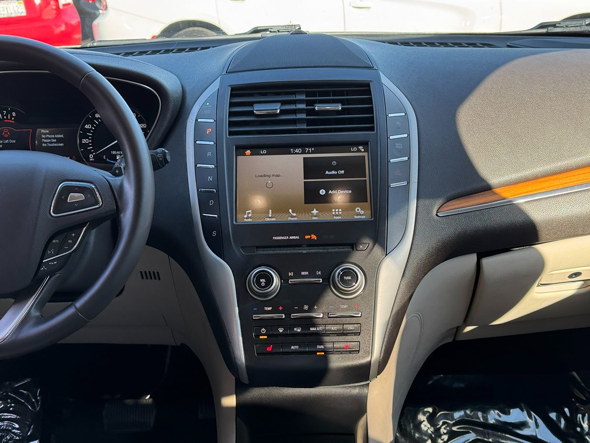 2017 Lincoln MKC Select photo 30