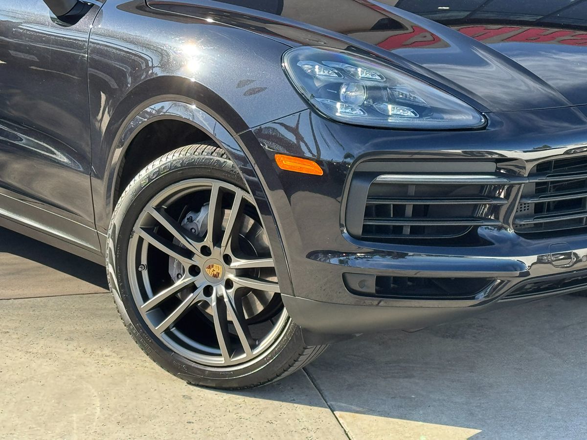 2020 Porsche Cayenne Coup Base photo 5