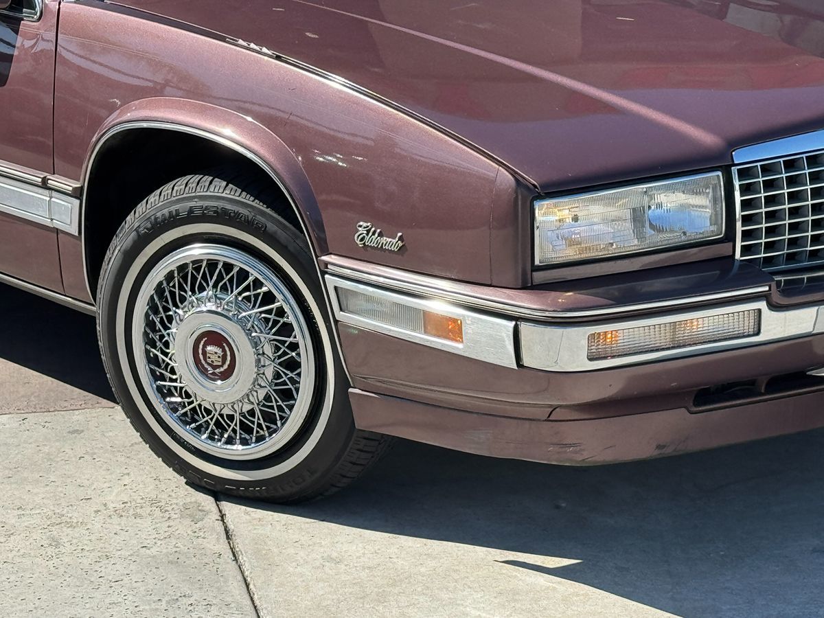 1989 Cadillac Eldorado photo 4