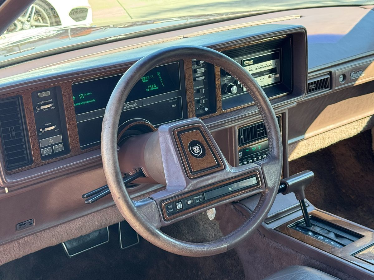1989 Cadillac Eldorado - Photo 22